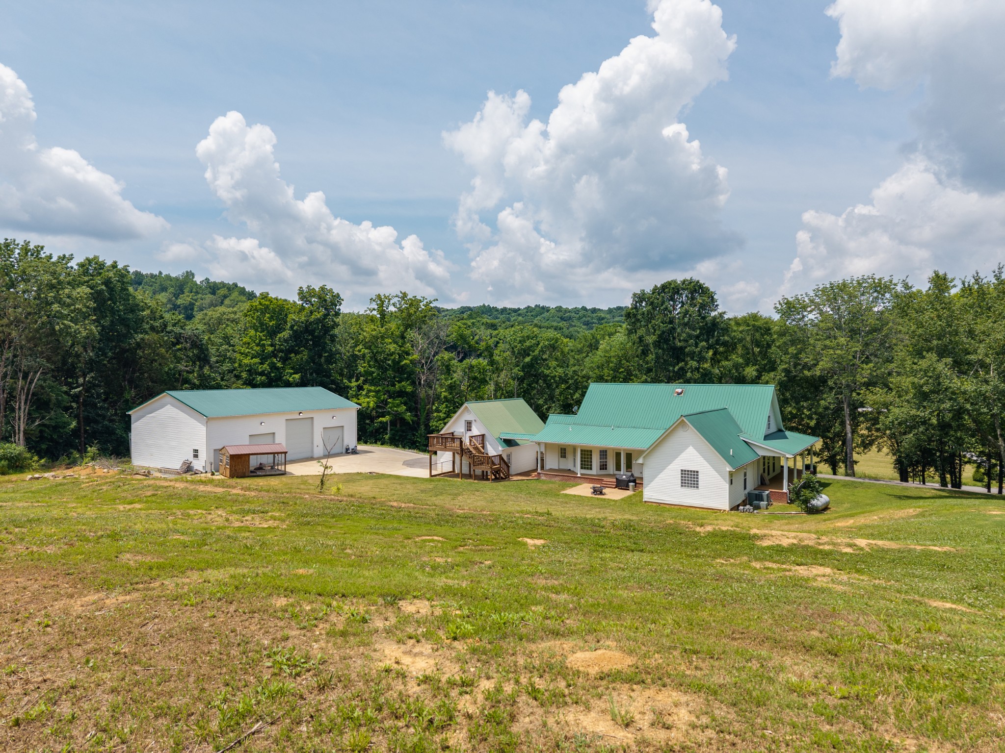 24 Alease Dr Property Photo 5