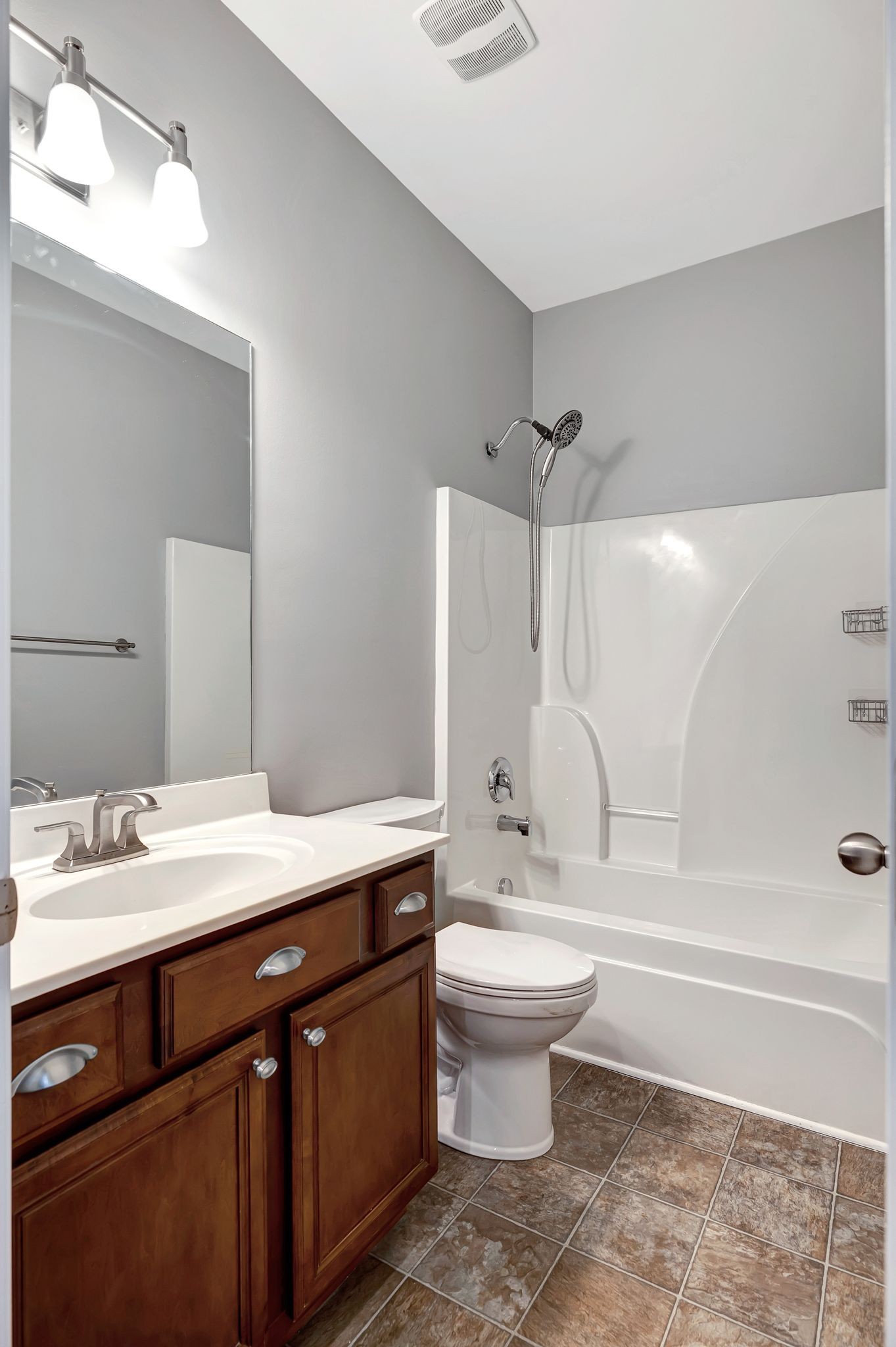 4047 Locerbie Cir Property Photo 16
