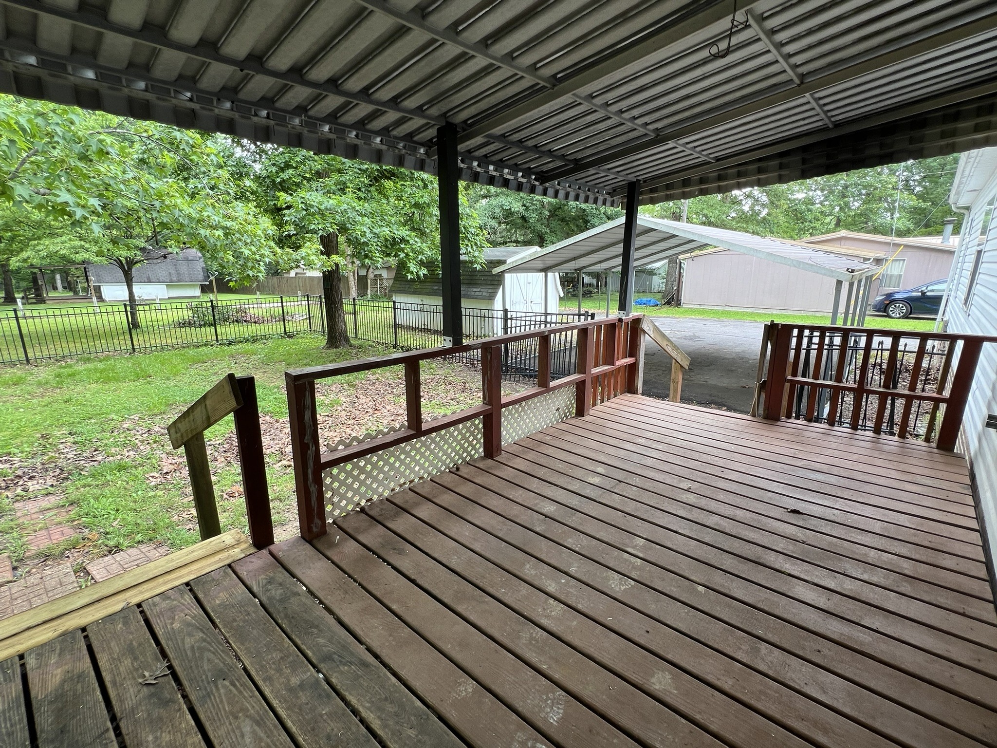 222 Cedar Ln Property Photo 24