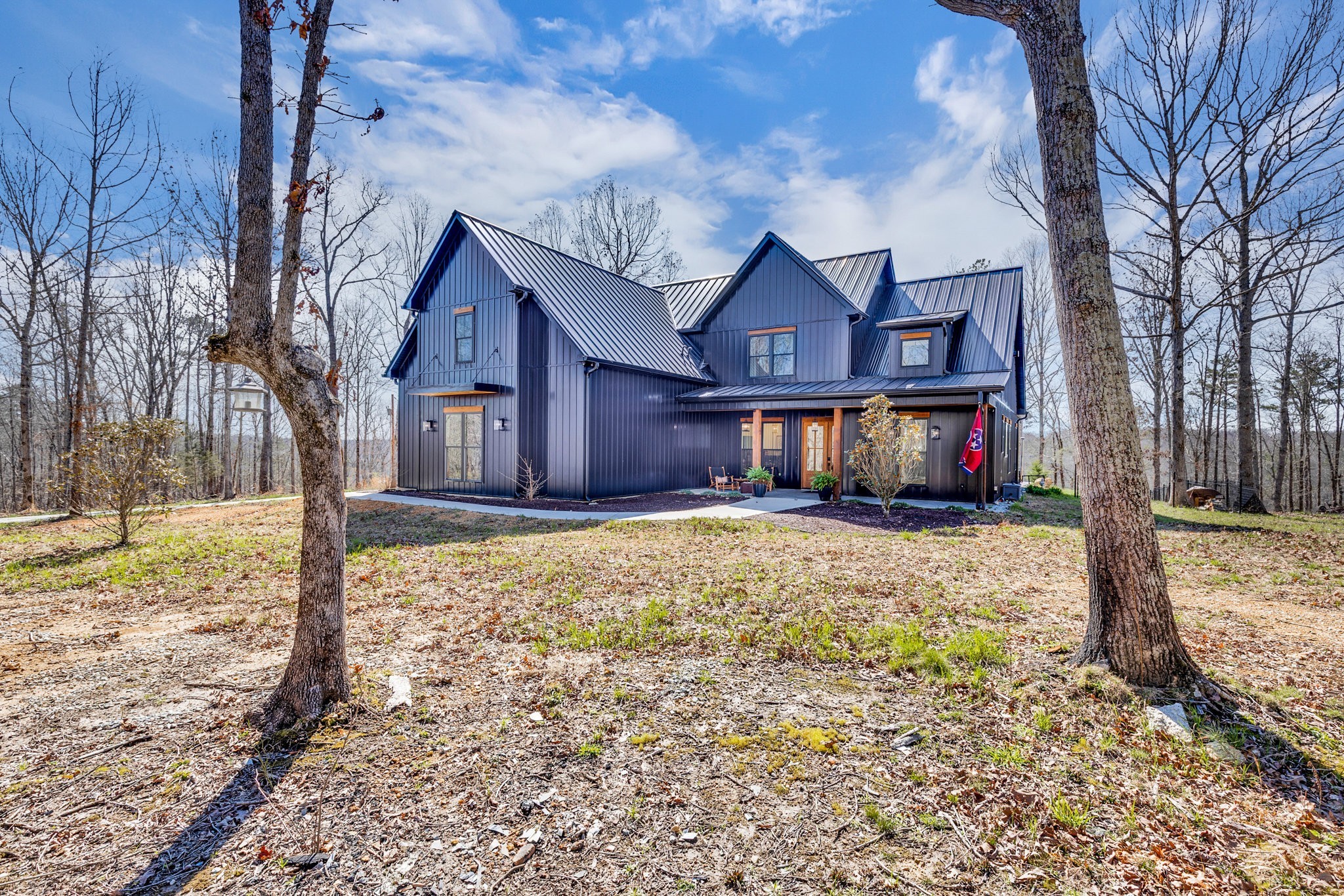 639 Piney Creek Rd Property Photo 2