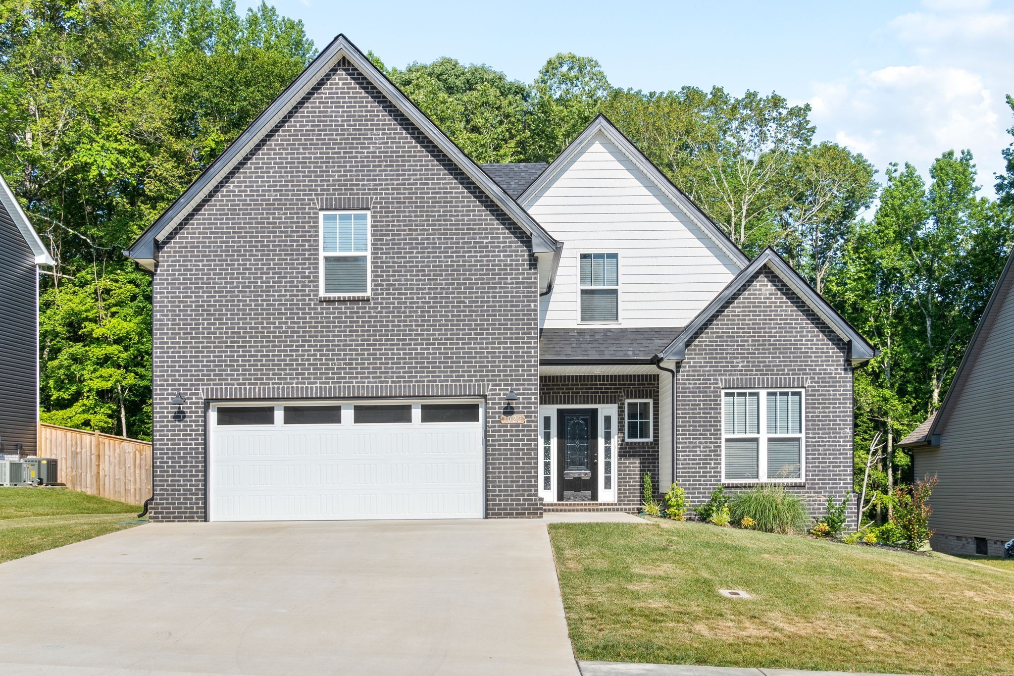 1022 Brightwood Ct Property Photo 1