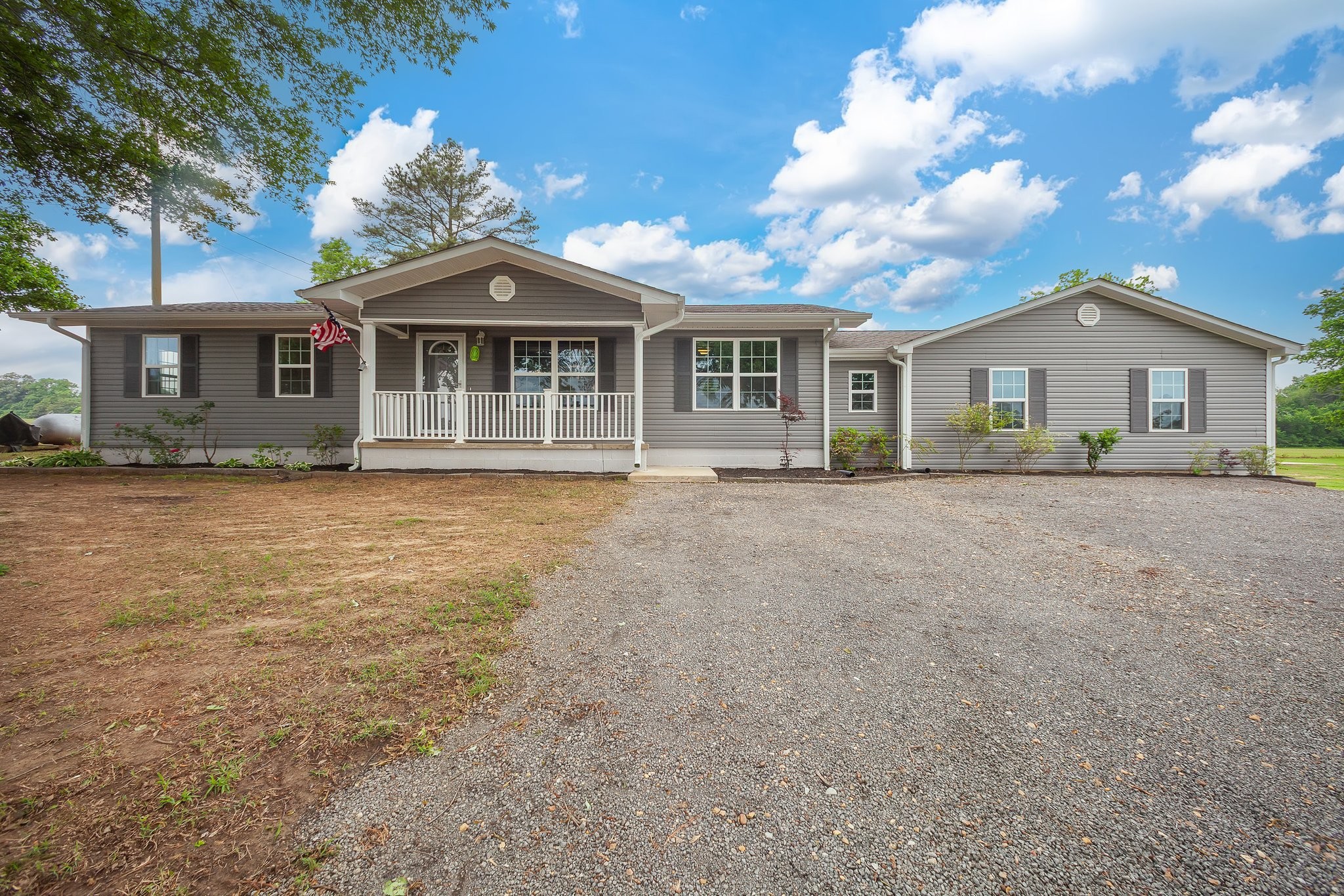 493 Spence Rd Property Photo 1
