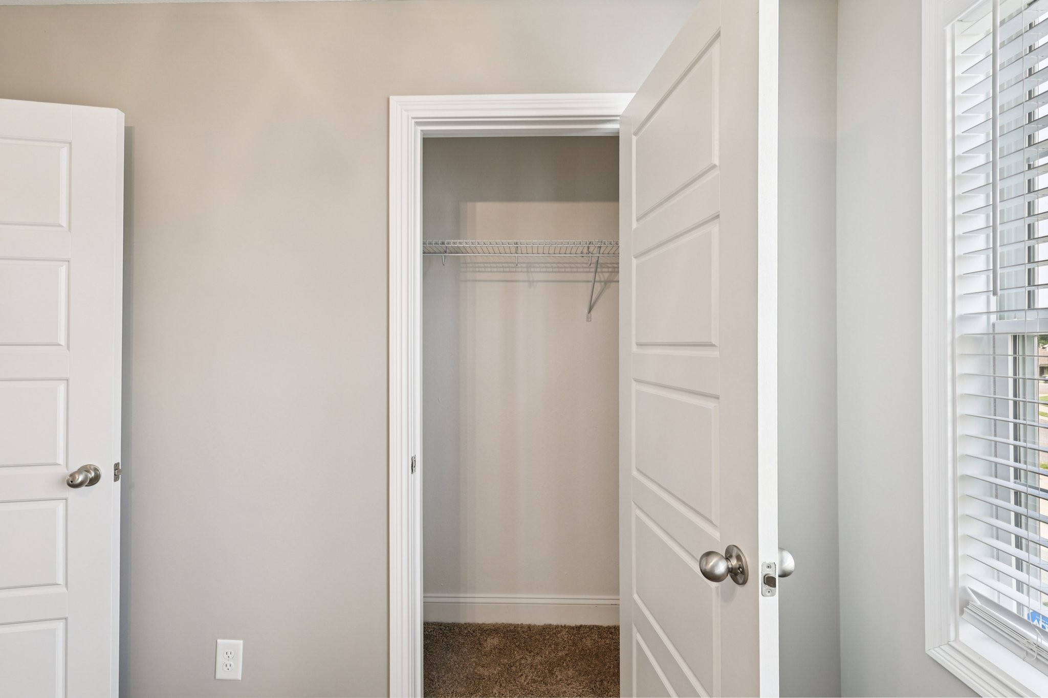 1040 Dublin Dr Property Photo 21