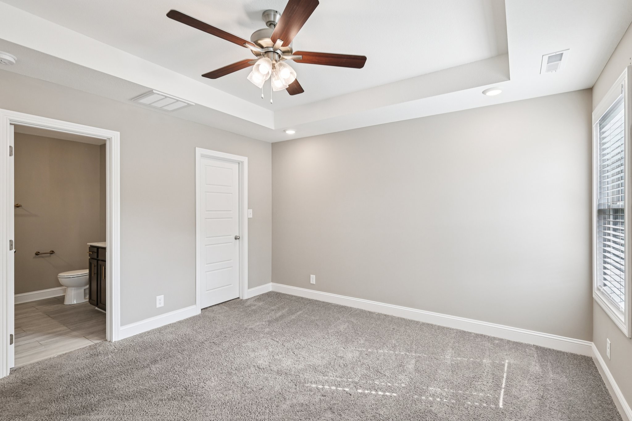 1040 Dublin Dr Property Photo 24