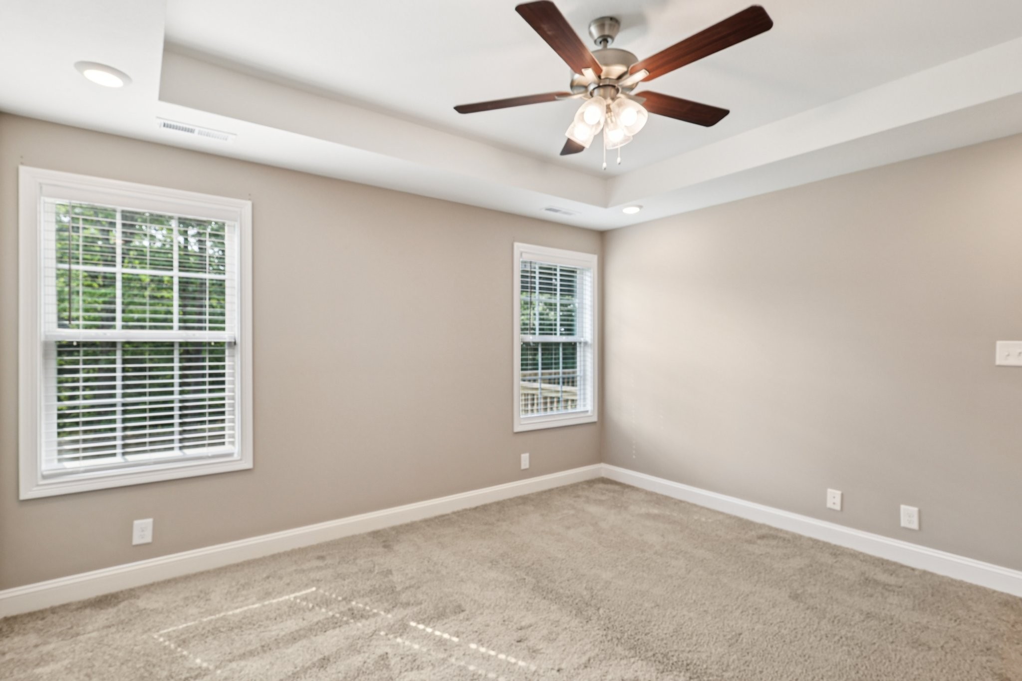 1040 Dublin Dr Property Photo 26