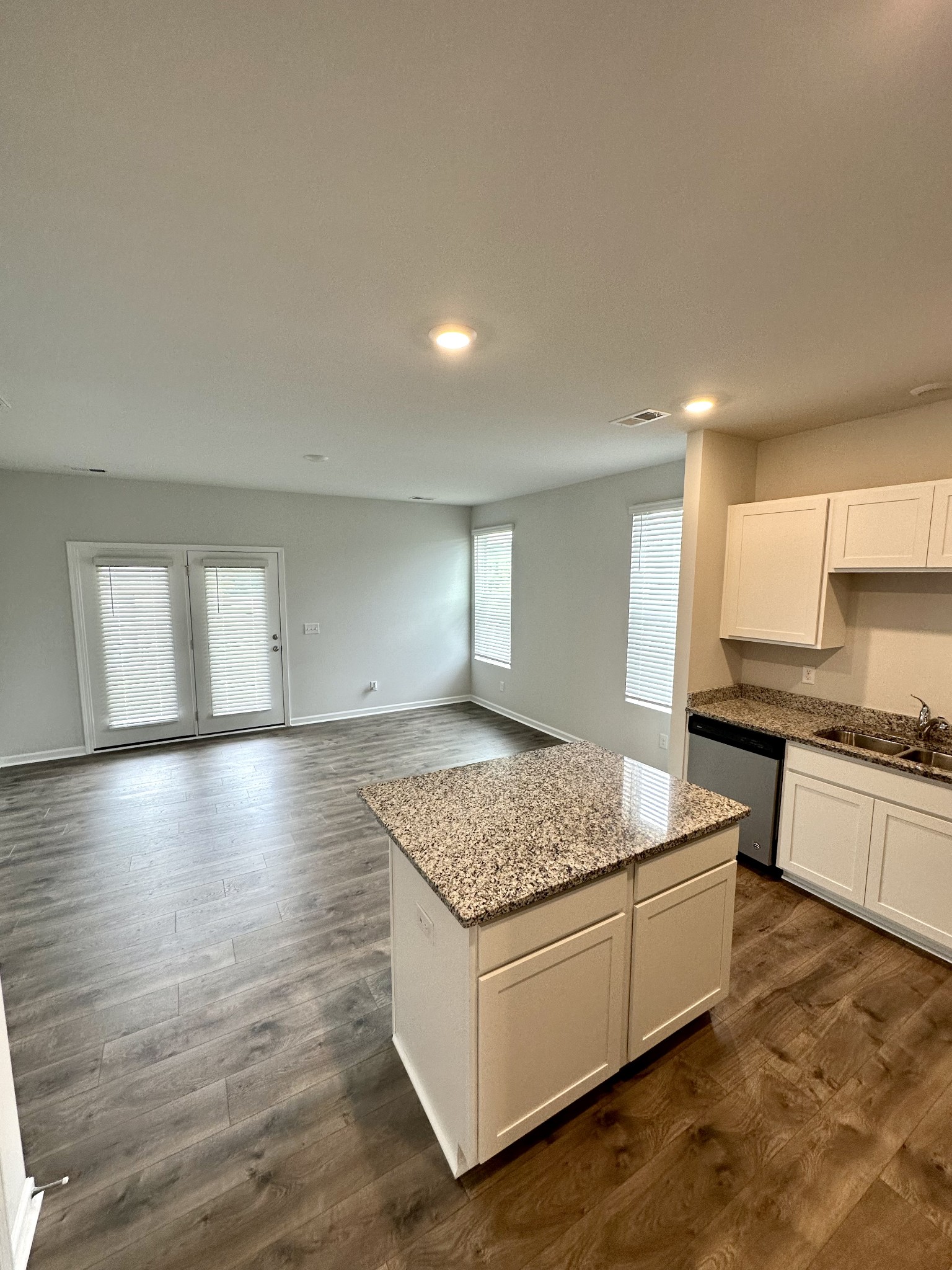 600 Clifford Hts Property Photo 3