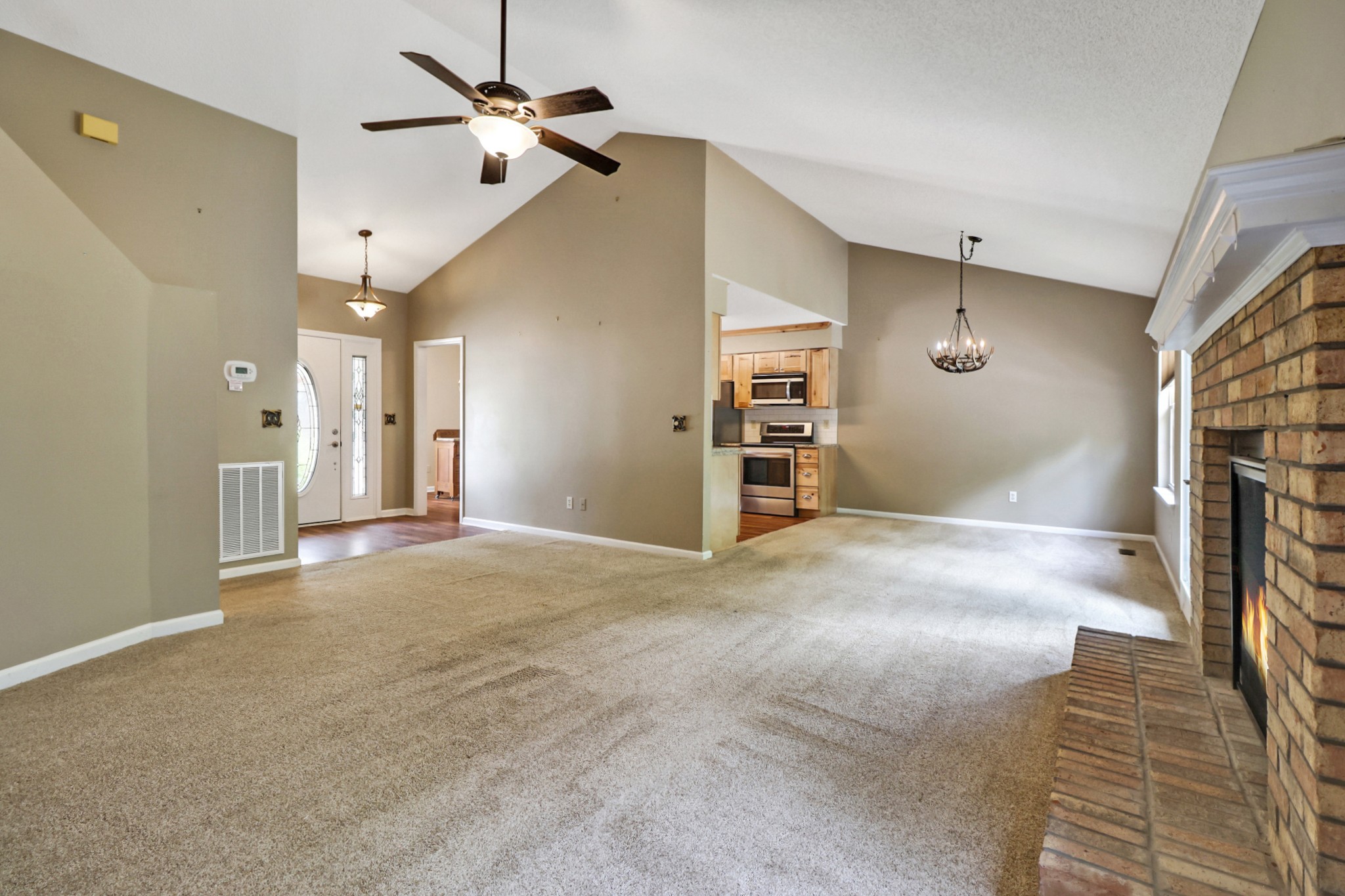 104 Minetta Dr Property Photo 6