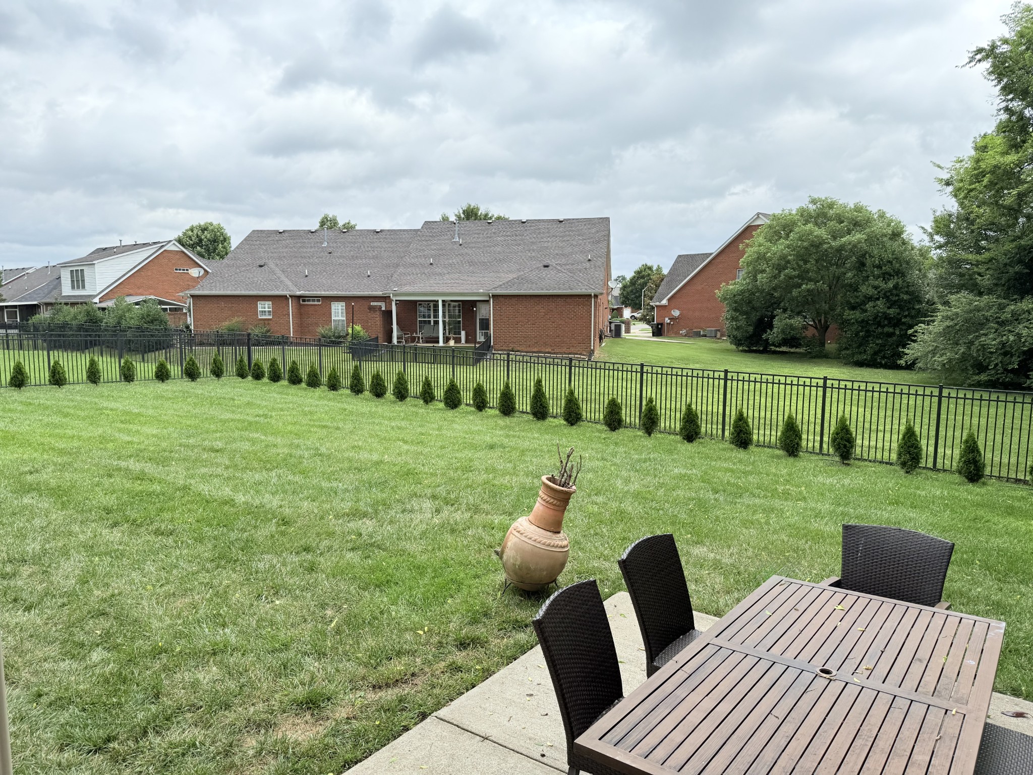 2415 Saint Andrews Dr Property Photo 23