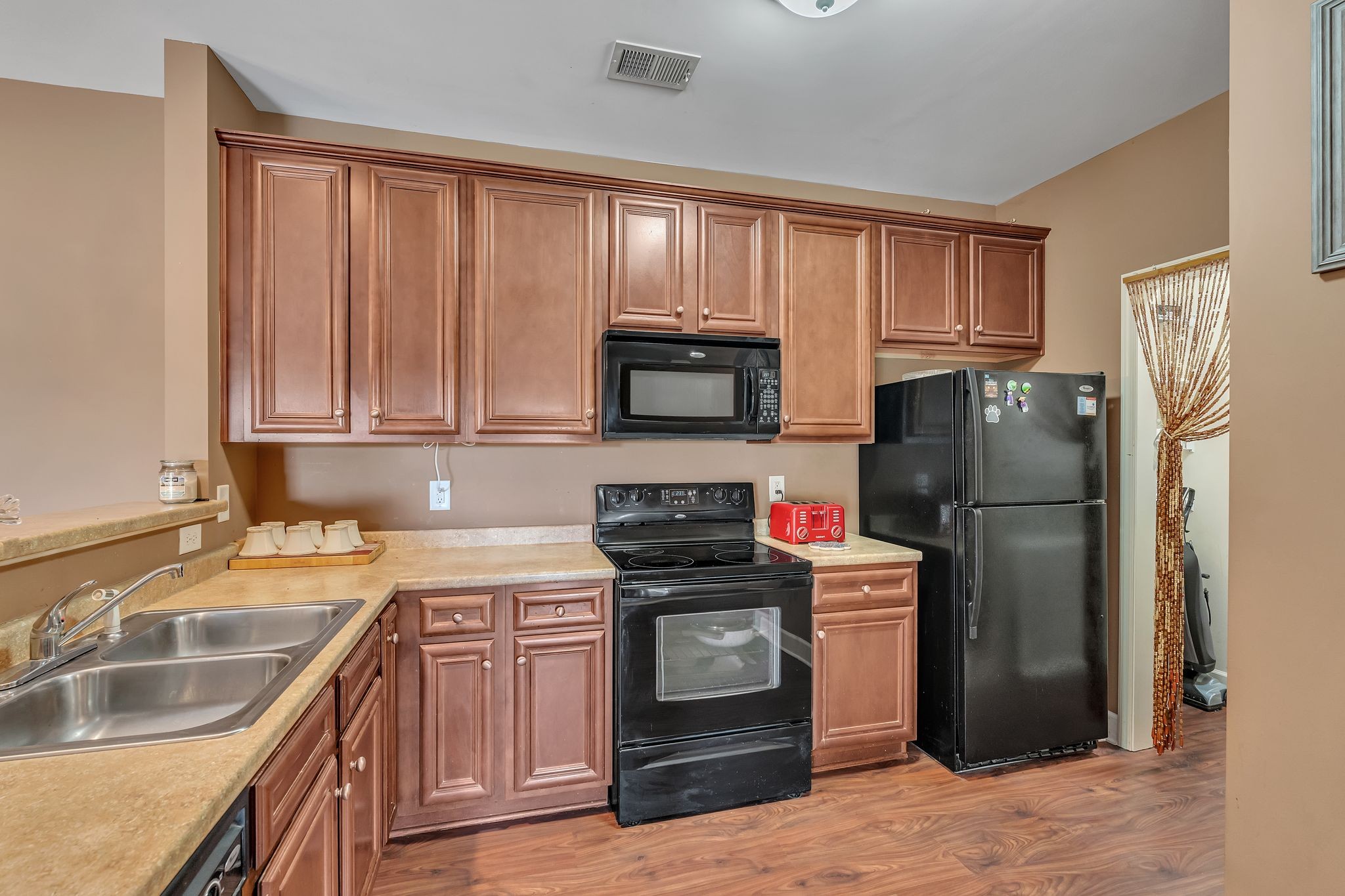 4720 Brighton Village Dr Property Photo 10