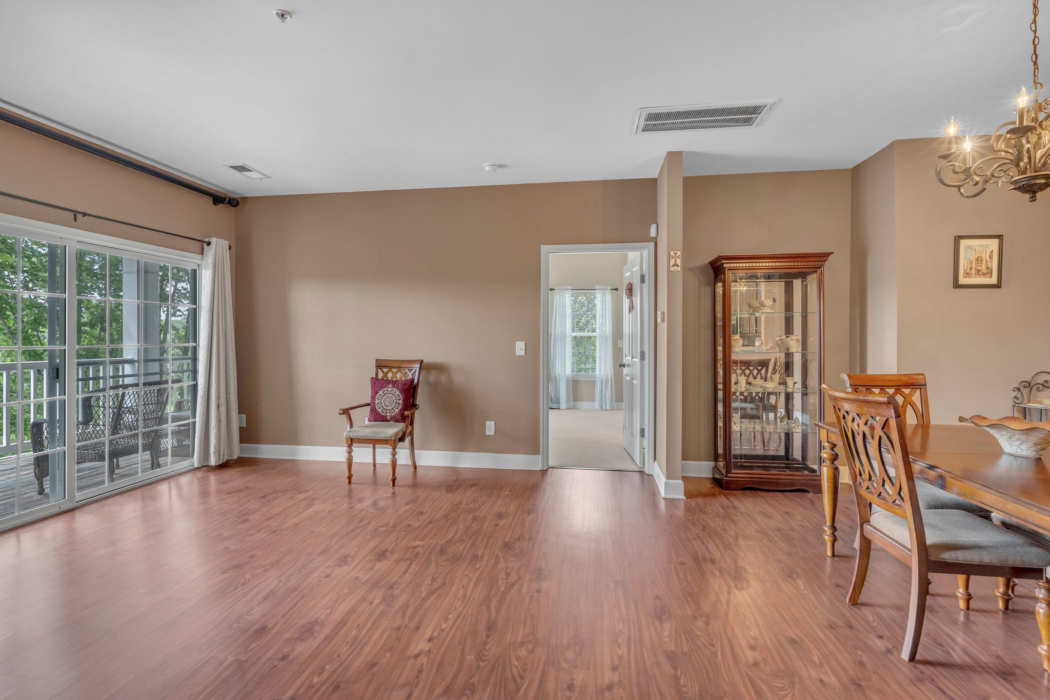 4720 Brighton Village Dr Property Photo 14