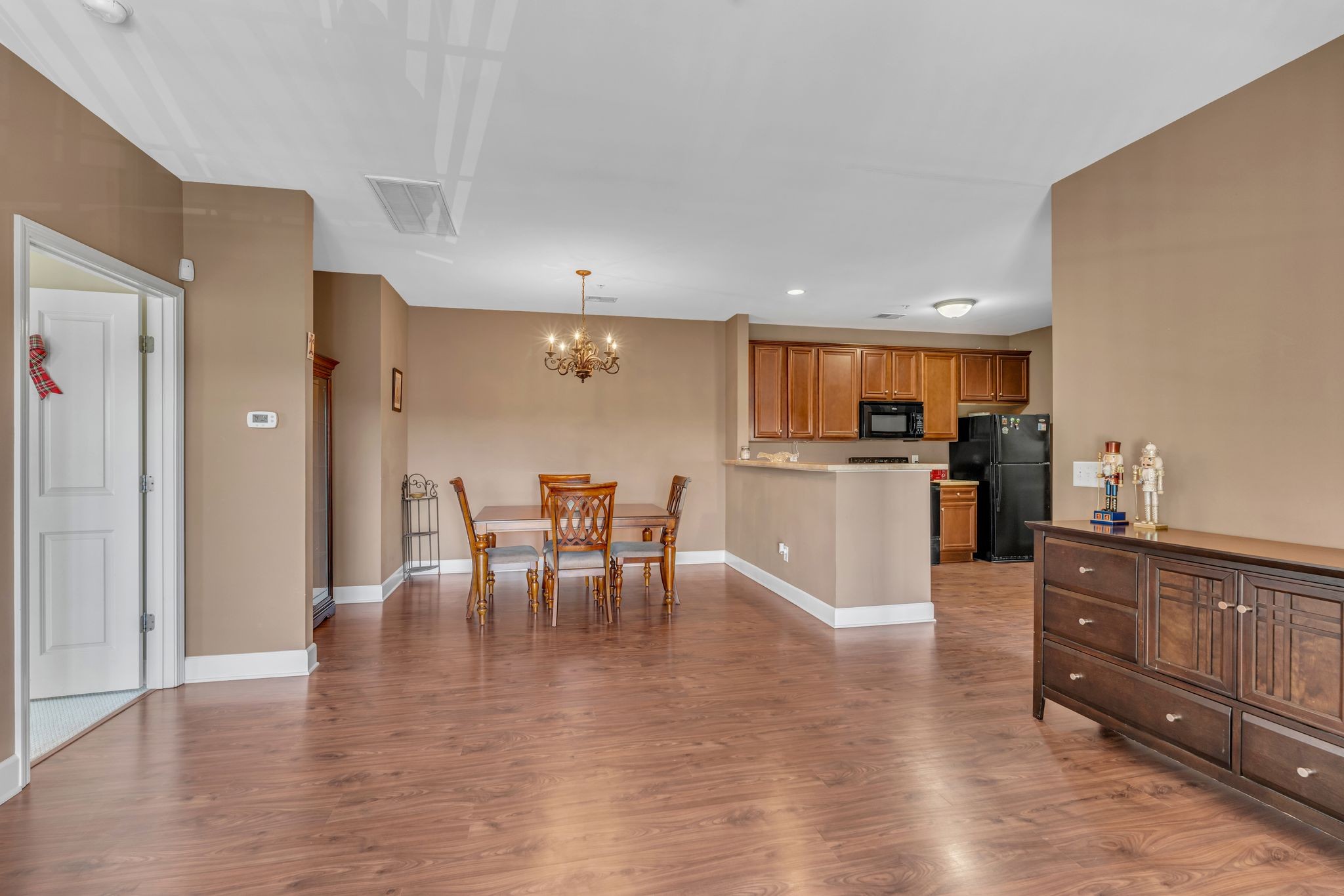 4720 Brighton Village Dr Property Photo 16