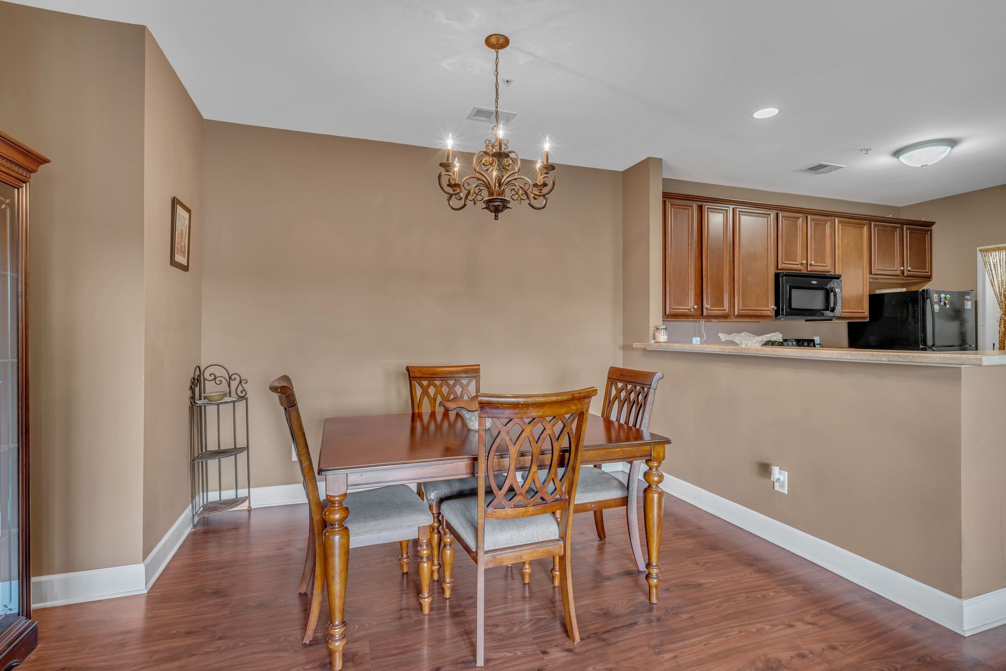 4720 Brighton Village Dr Property Photo 17