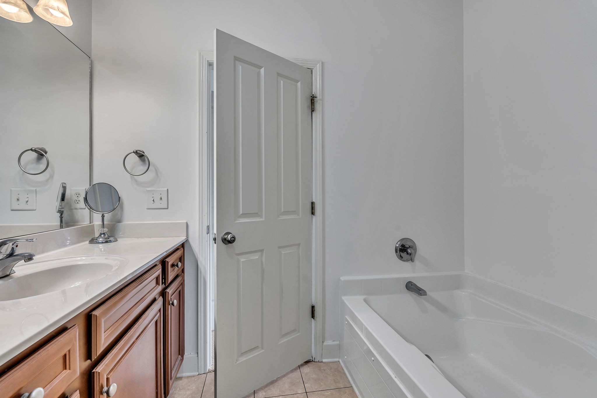 4720 Brighton Village Dr Property Photo 24