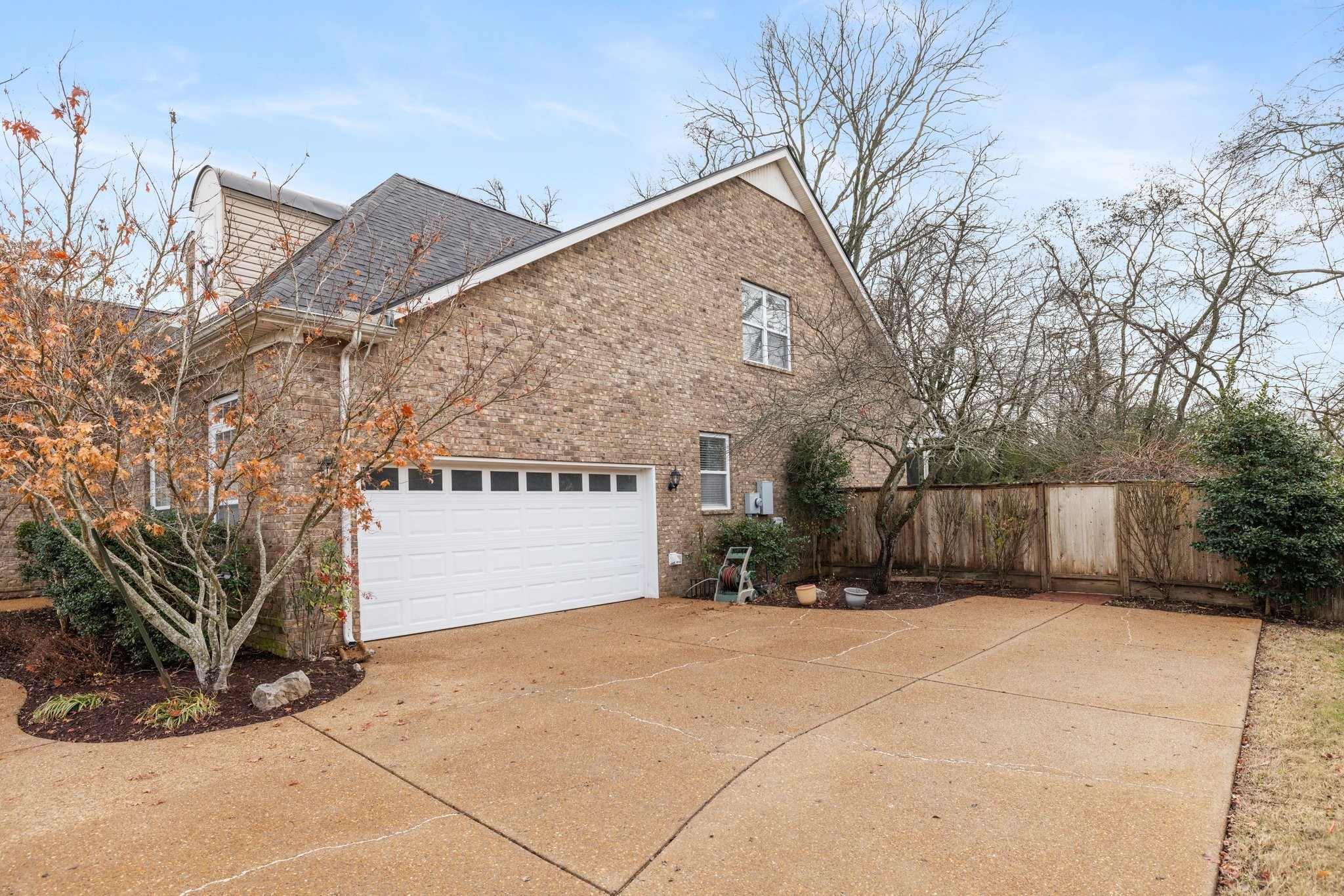 2016 Morton Dr Property Photo 4