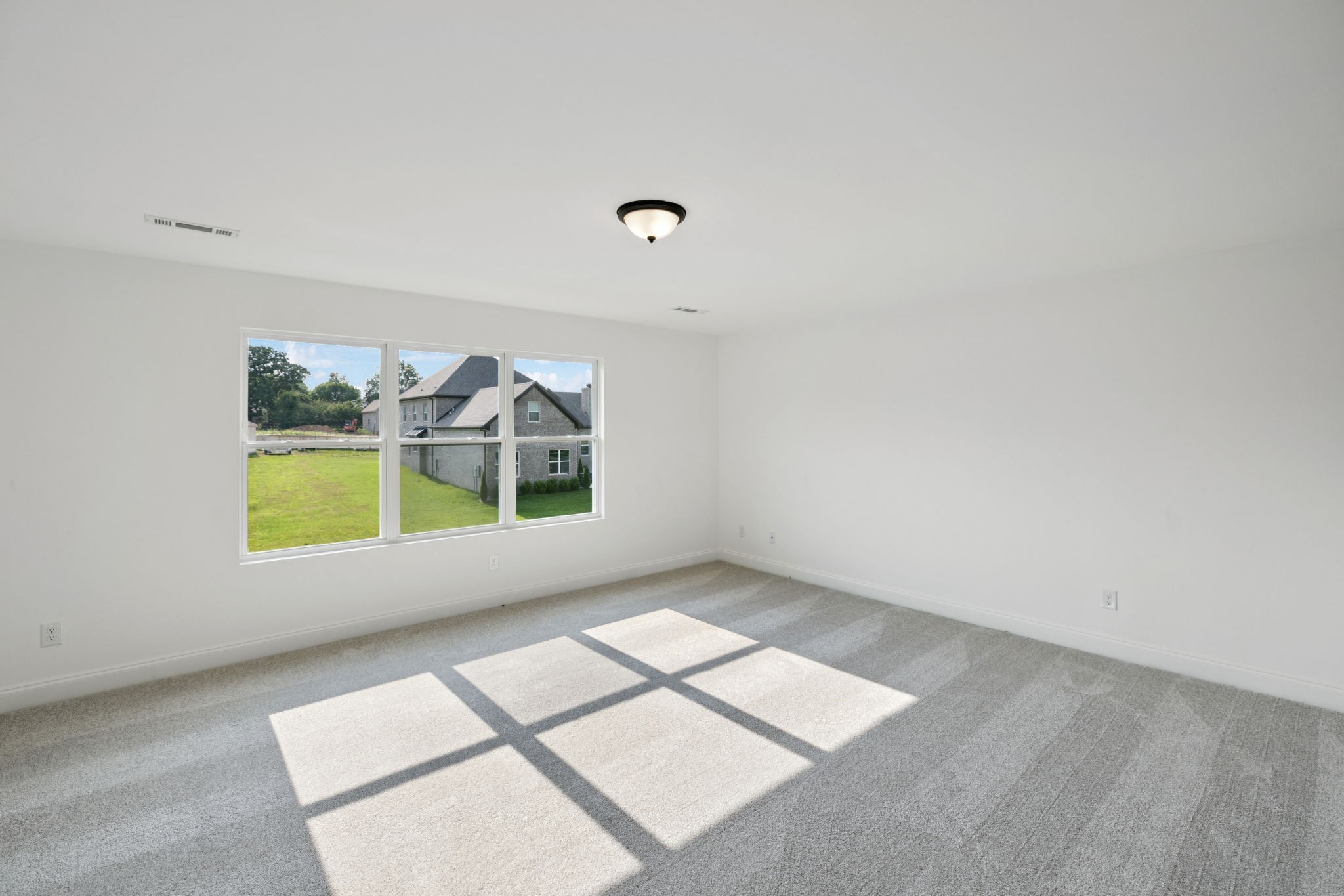 2115 Harkreader Rd Property Photo 41