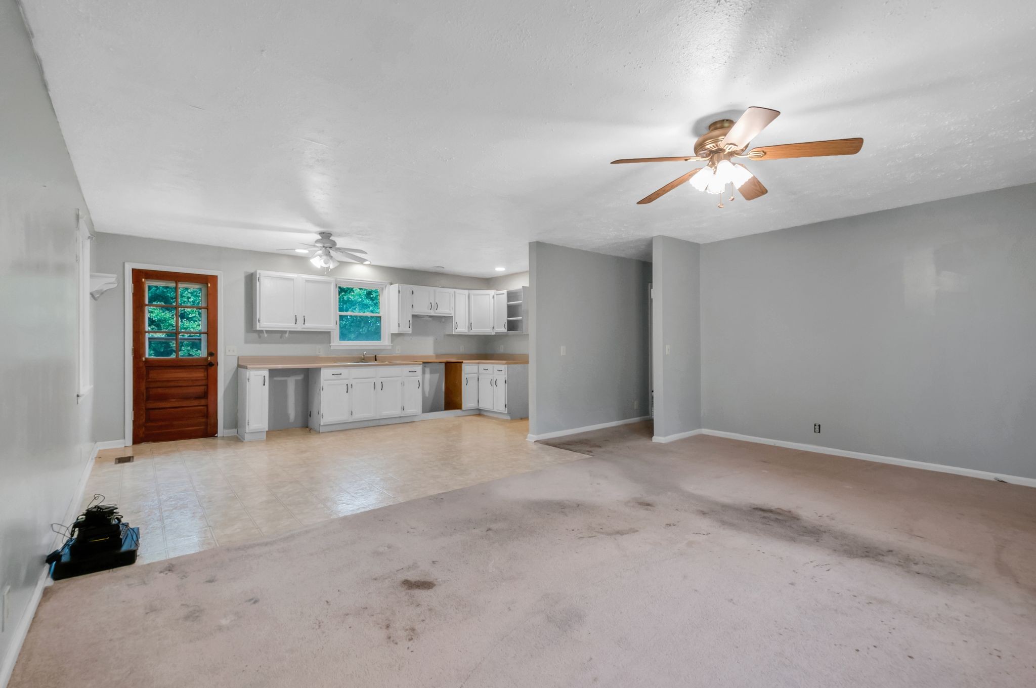 1010 Highway 96, N Property Photo 7