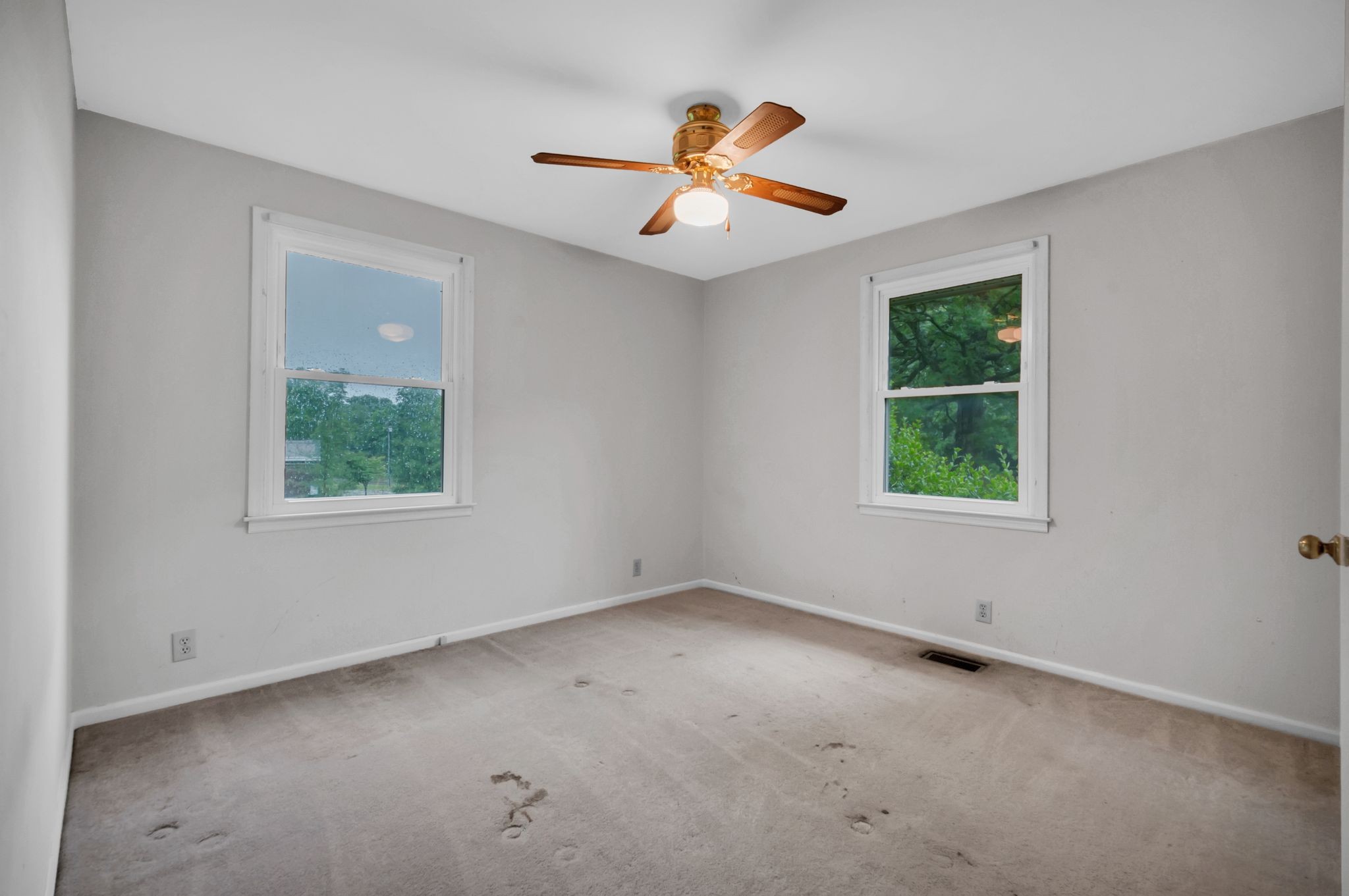 1010 Highway 96, N Property Photo 12