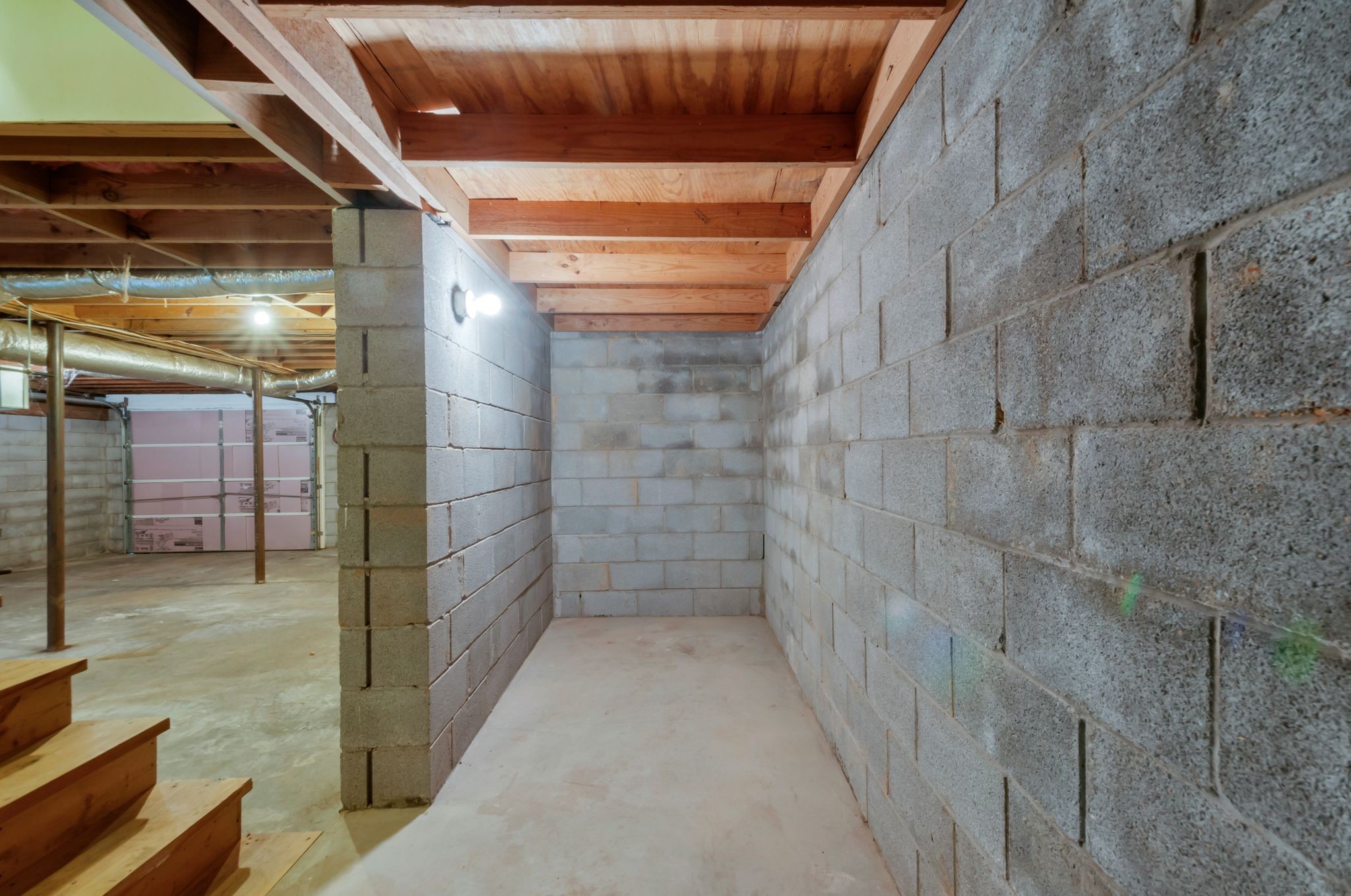 1010 Highway 96, N Property Photo 17