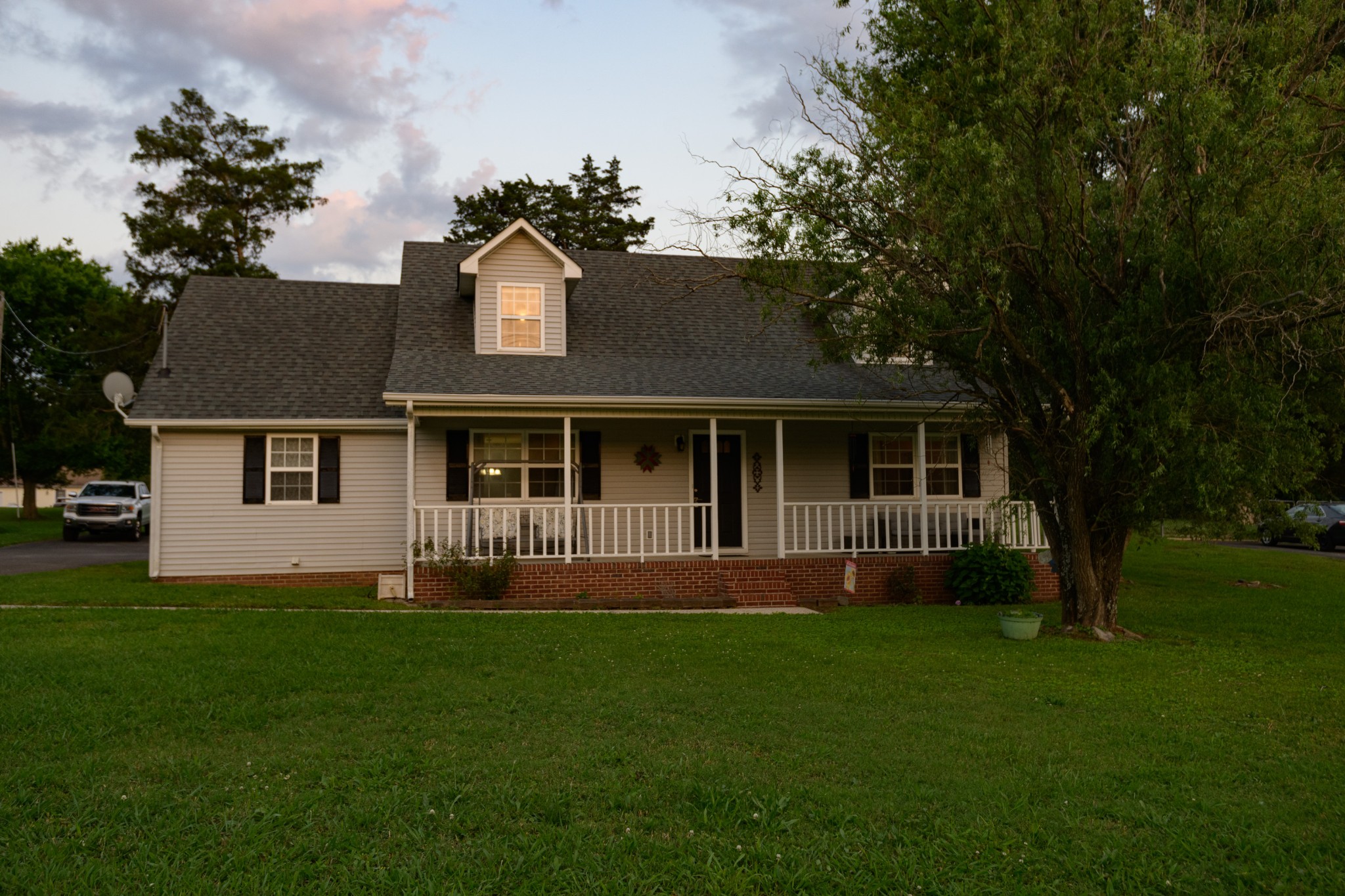 1304 Fairfield Pike Property Photo 1