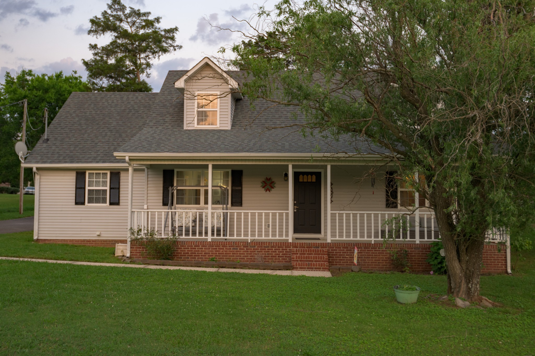 1304 Fairfield Pike Property Photo 2