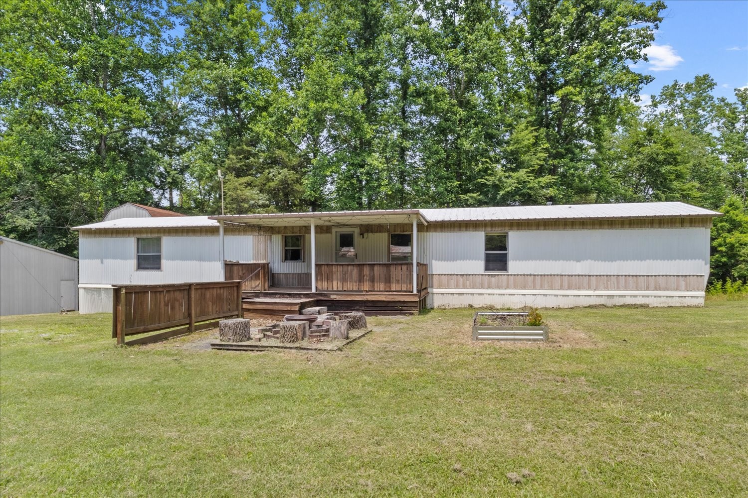 2332 Bear Creek Rd Property Photo 16