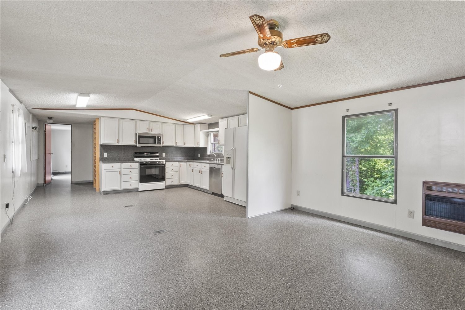 2332 Bear Creek Rd Property Photo 24