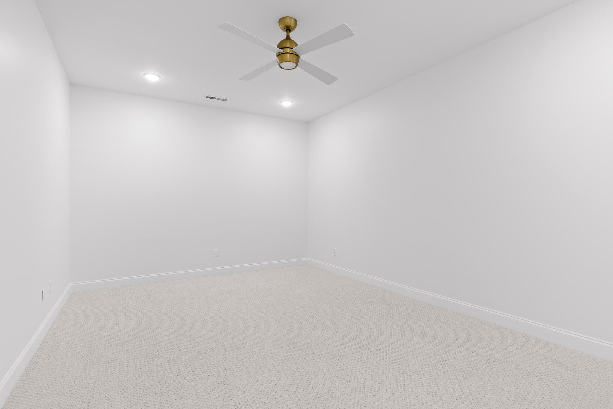 4712 Dempsey Way Property Photo 39