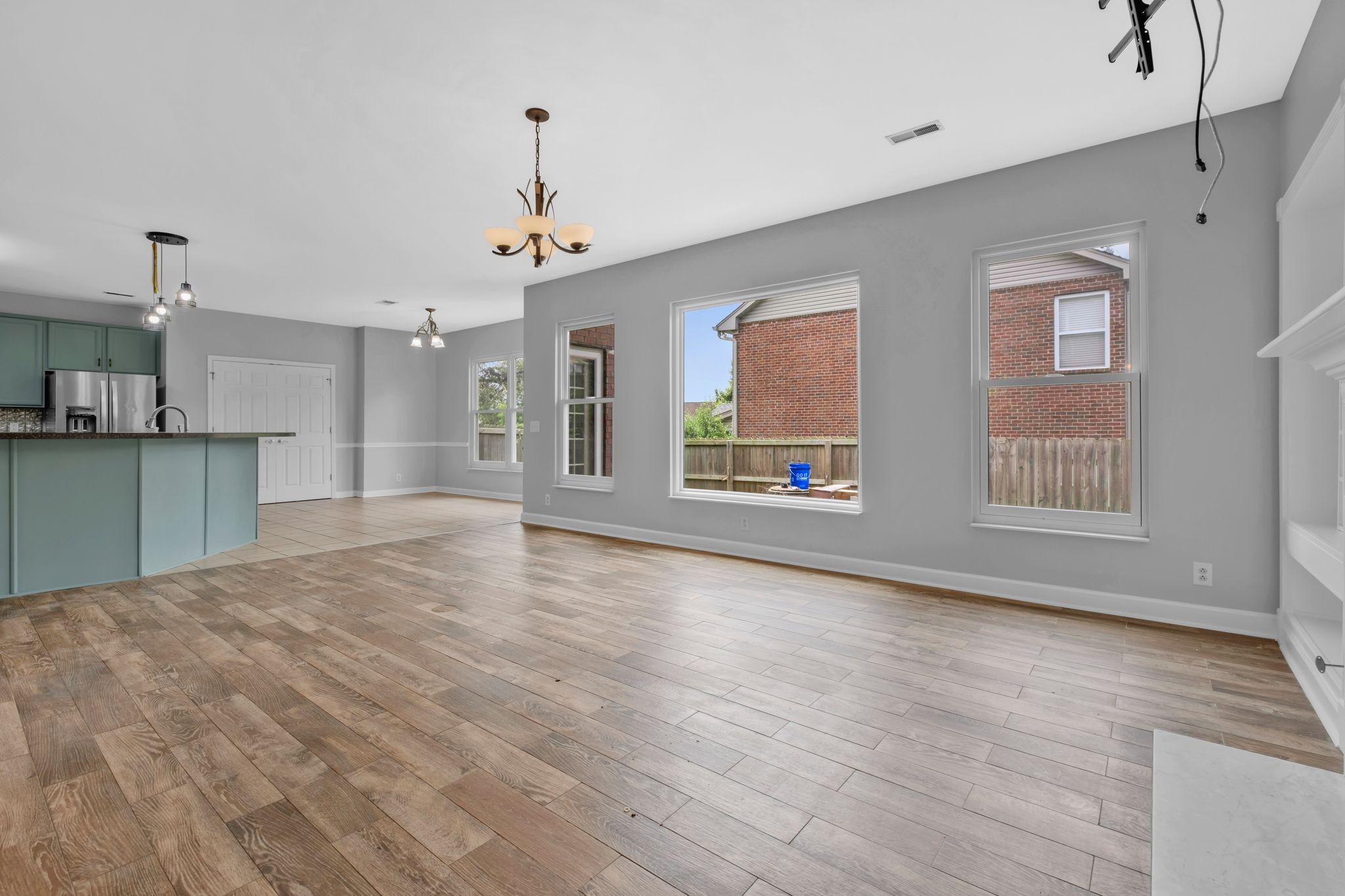 5000 Loch Lorne Ct Property Photo 12