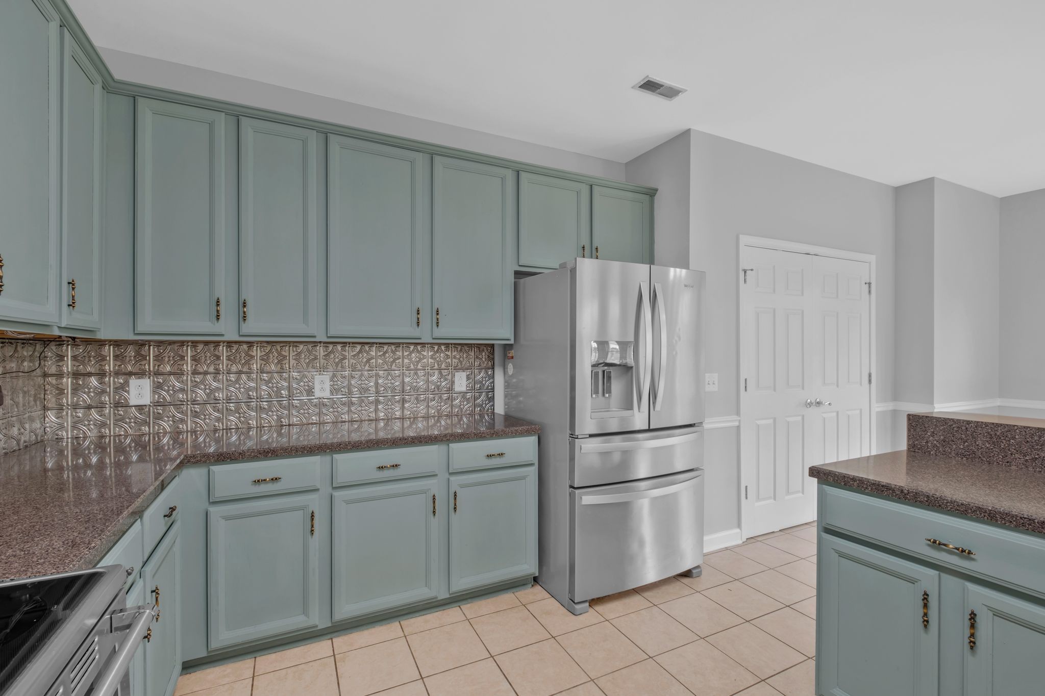 5000 Loch Lorne Ct Property Photo 21