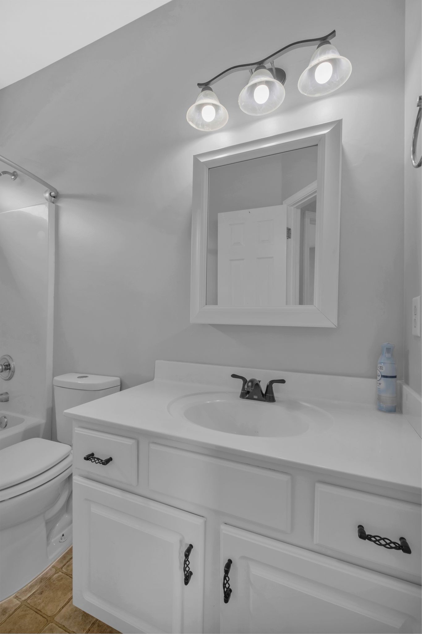 5000 Loch Lorne Ct Property Photo 25