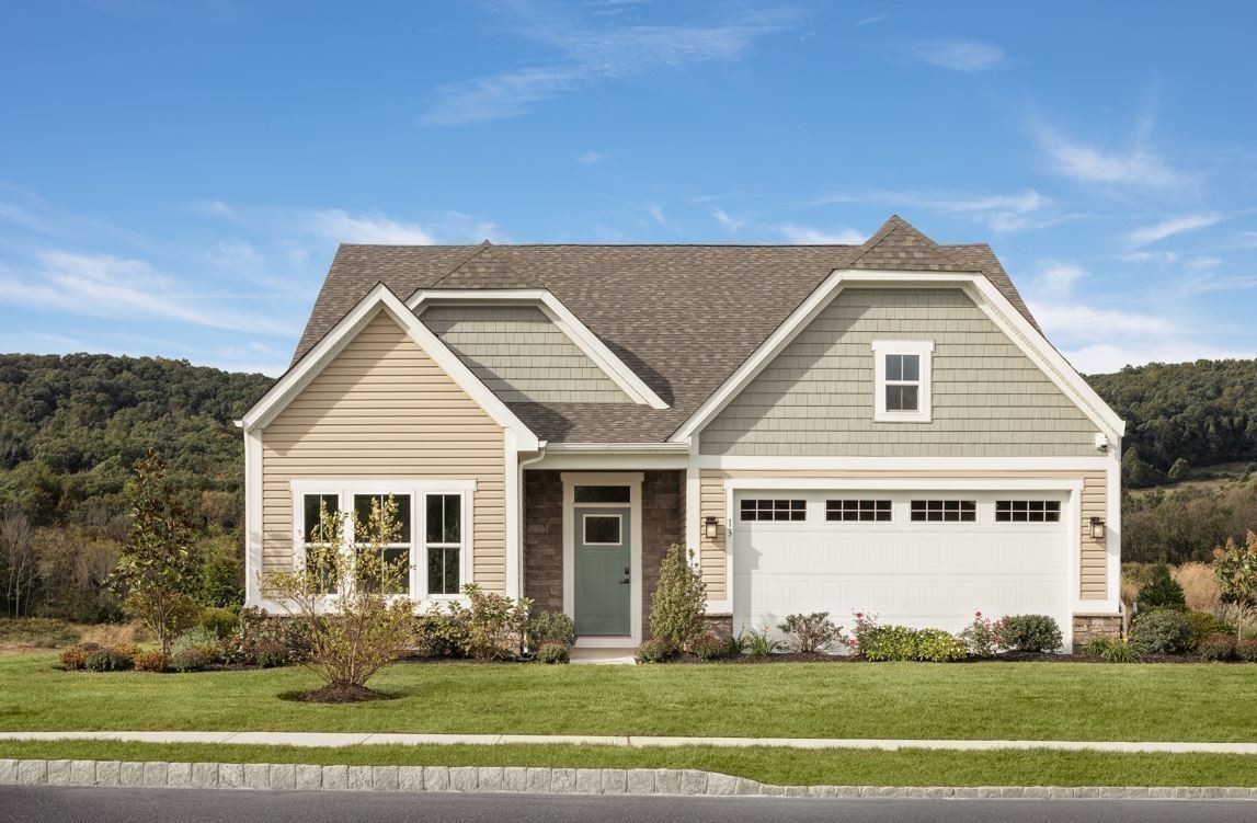 2021 Huntington Lane Property Photo 1