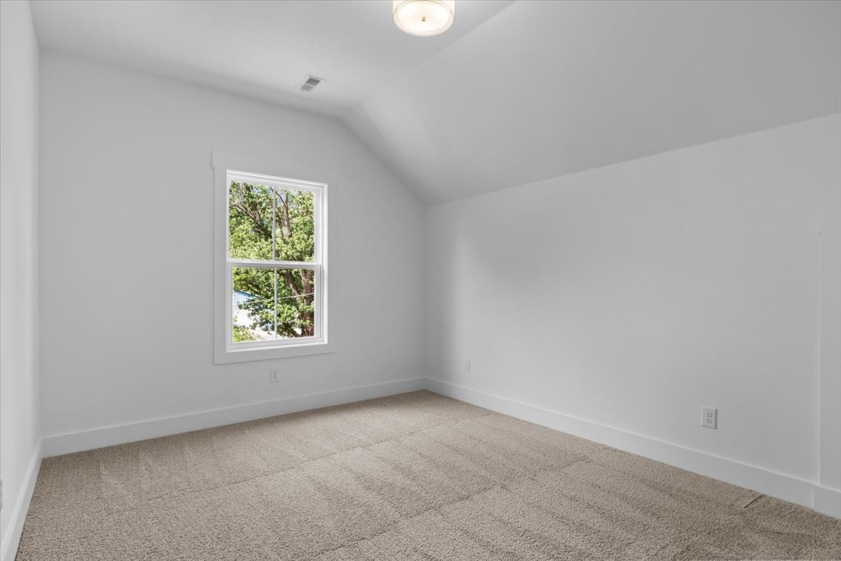 115 North St Property Photo 28
