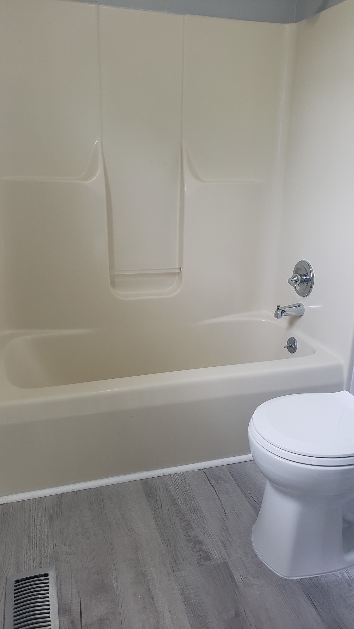 570 Barney Ln Property Photo 19