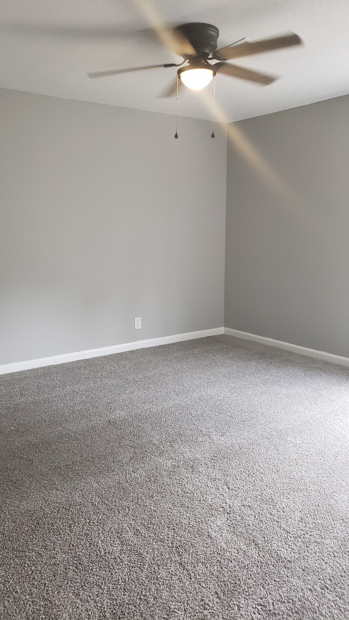 570 Barney Ln Property Photo 21