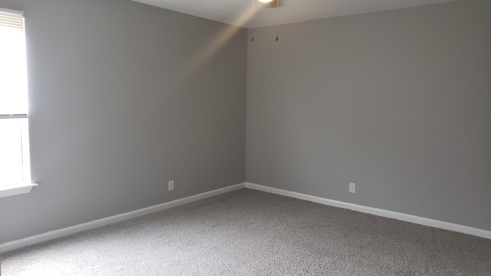 570 Barney Ln Property Photo 22
