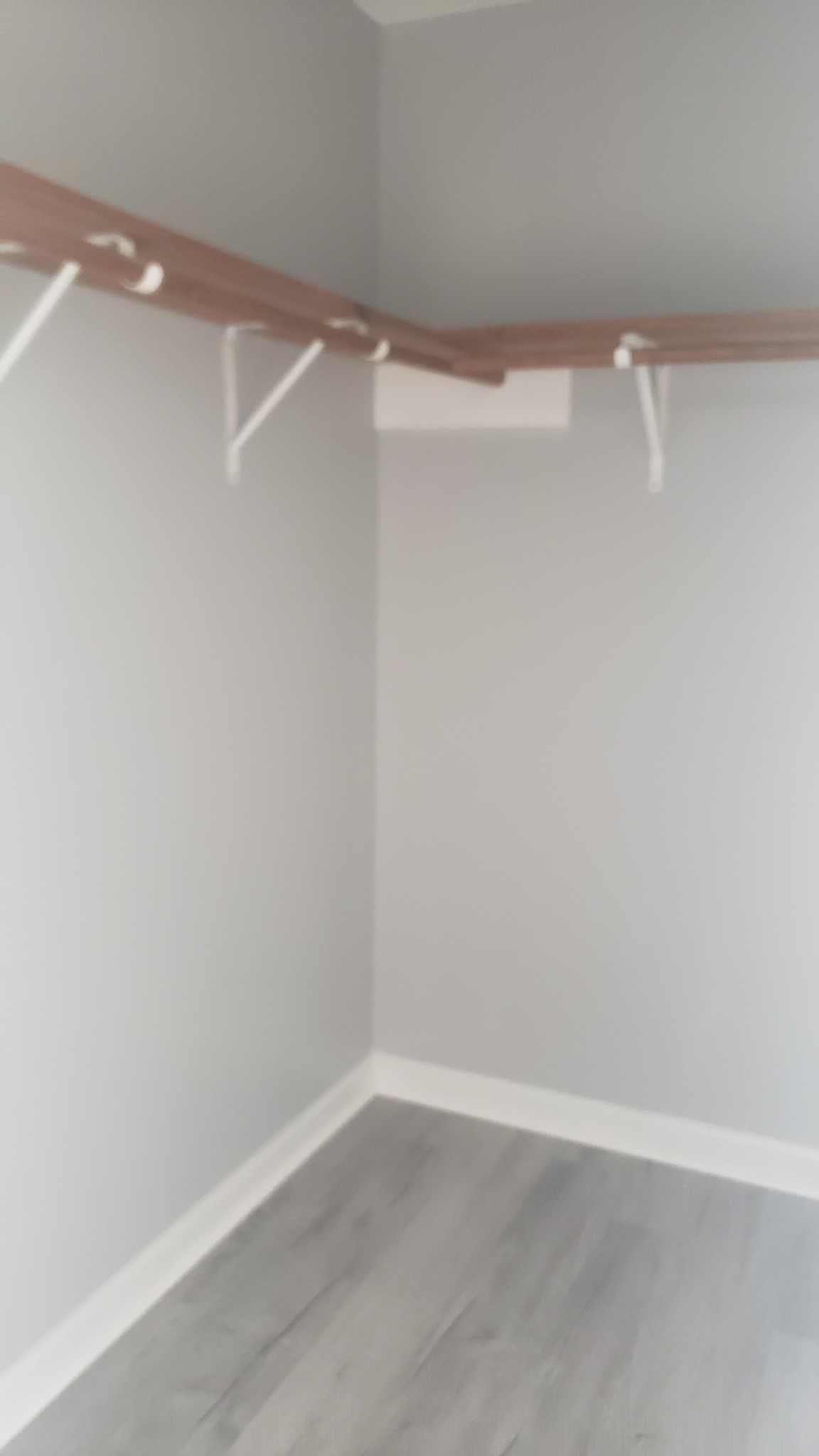 570 Barney Ln Property Photo 27