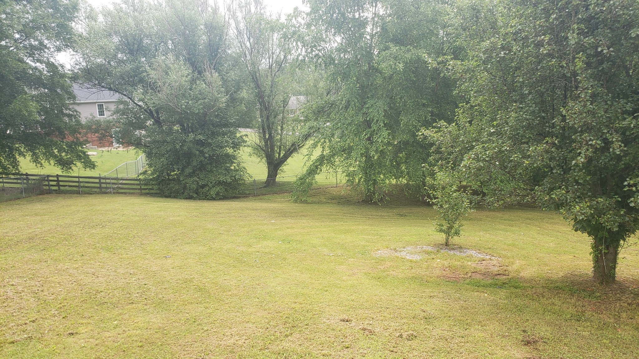 570 Barney Ln Property Photo 32