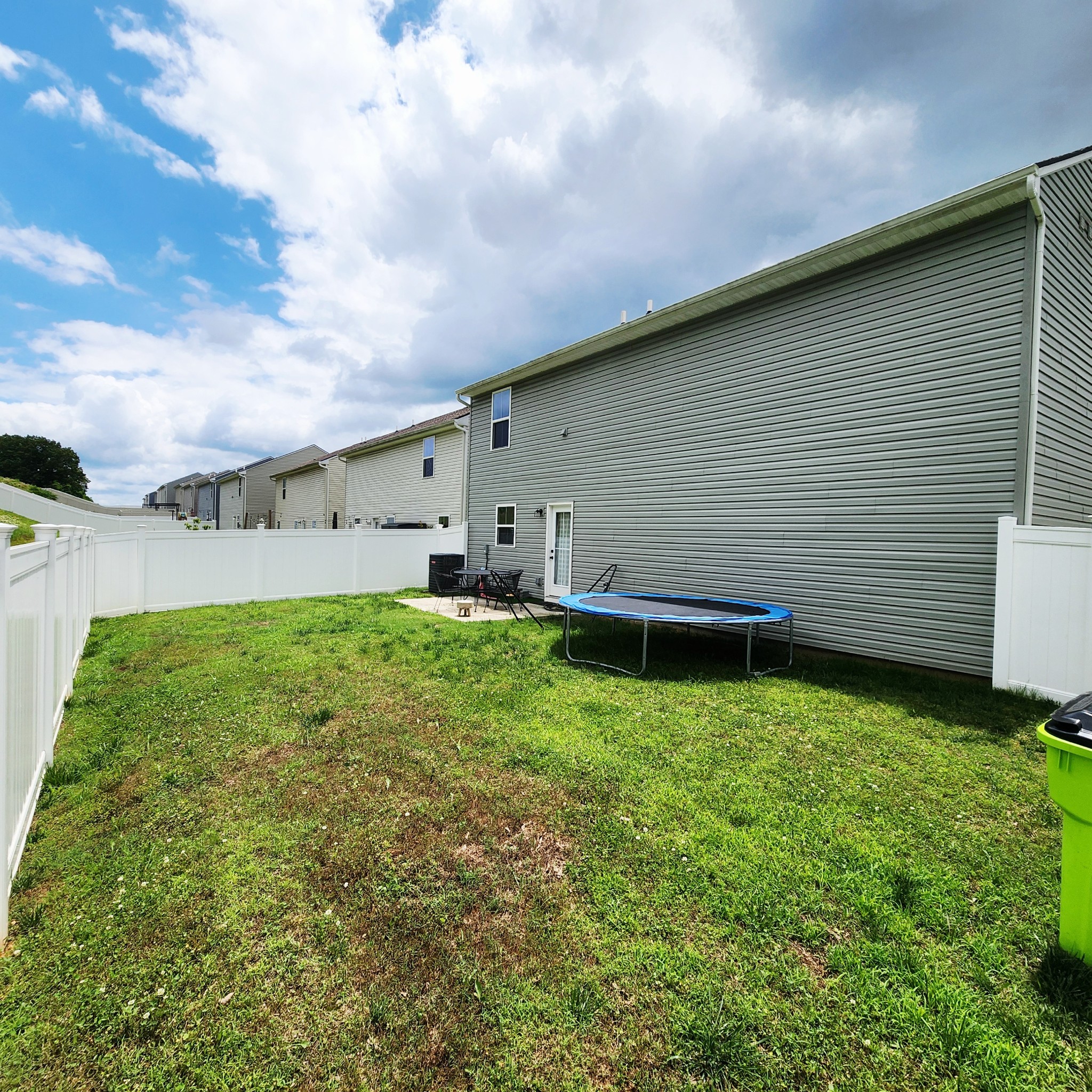 2244 Brokeshire Dr Property Photo 21