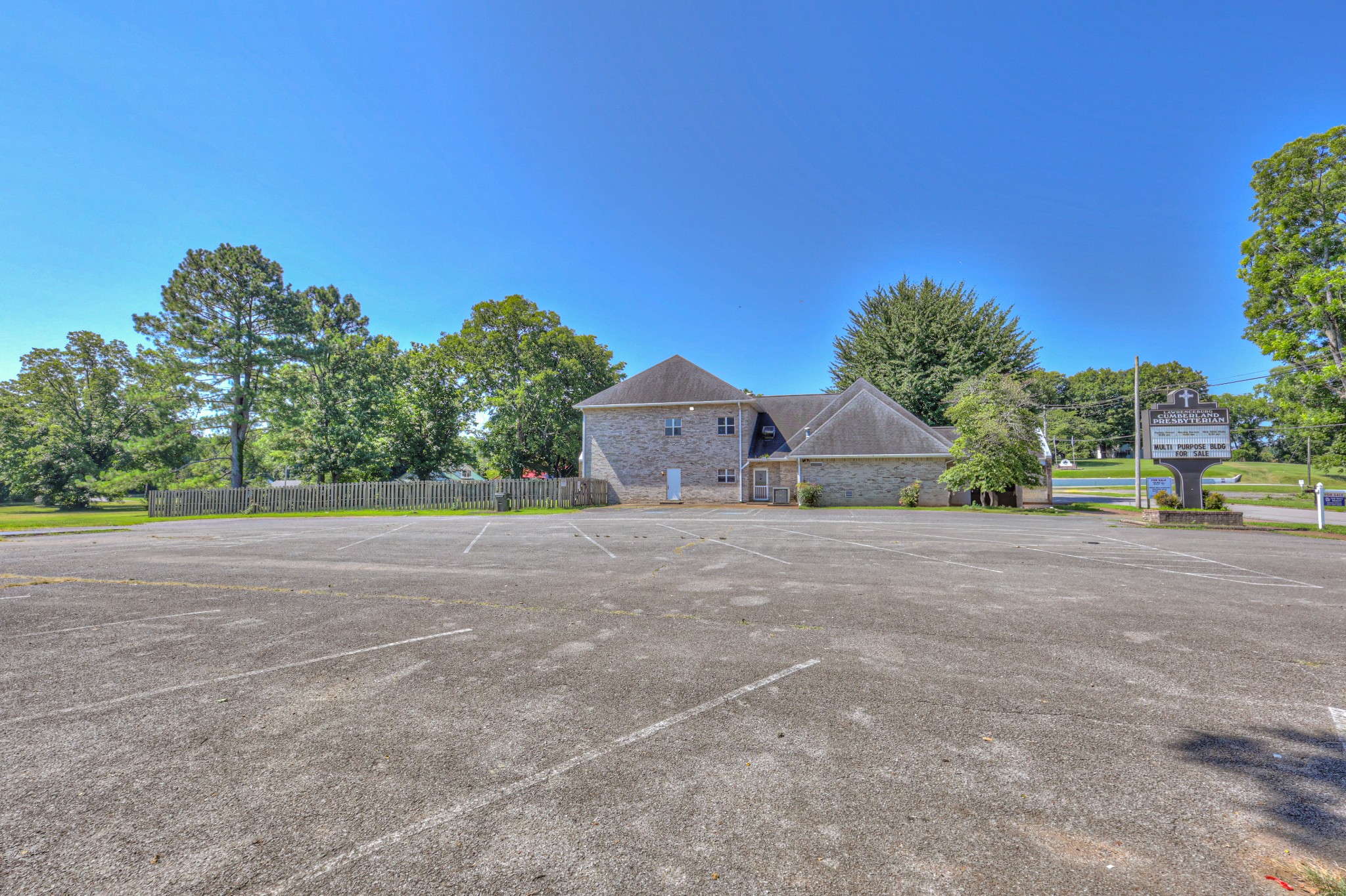 228 S Military Ave Property Photo 4