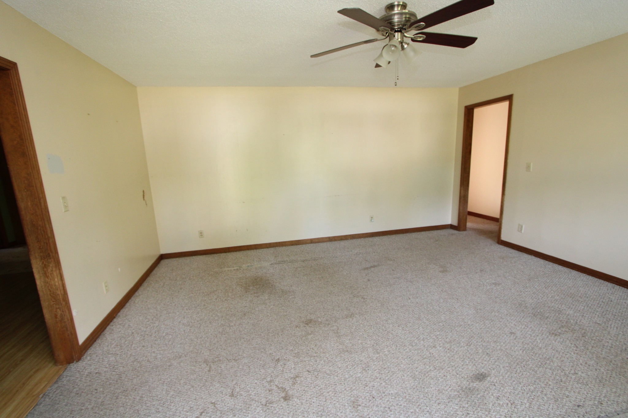 680 Oak Grove Rd Property Photo 7
