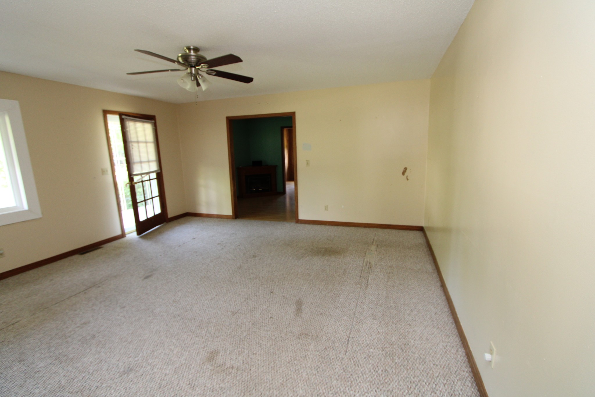 680 Oak Grove Rd Property Photo 8