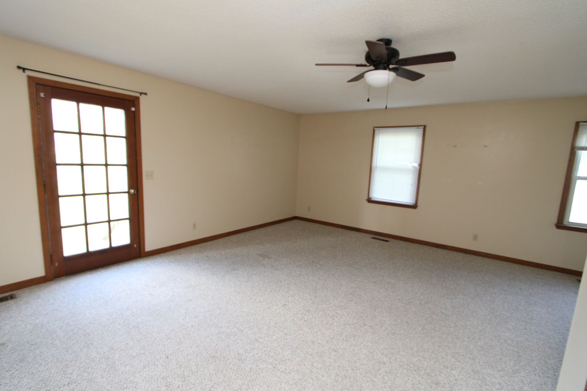 680 Oak Grove Rd Property Photo 15