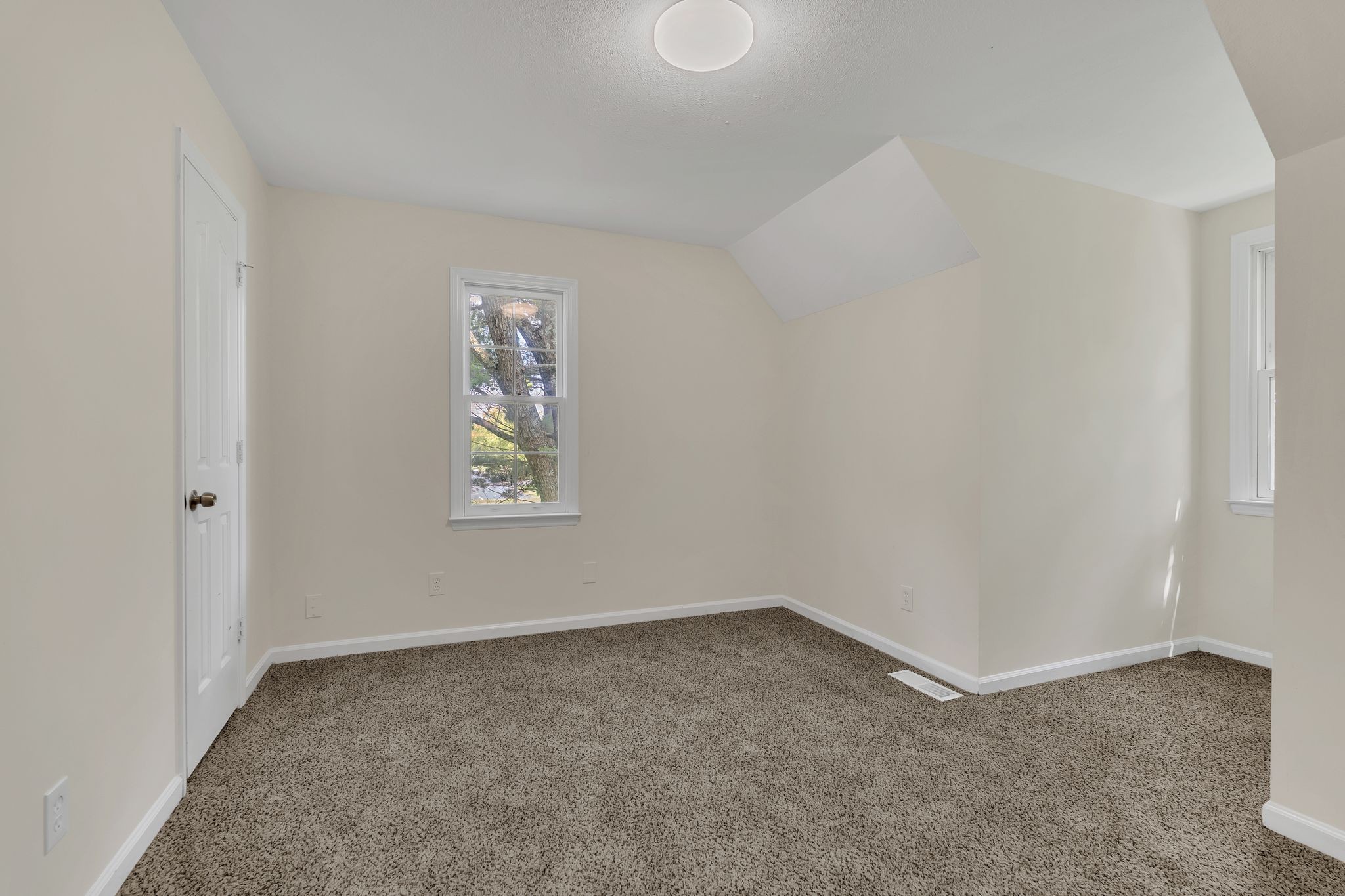 1222 Myers Dr Property Photo 21