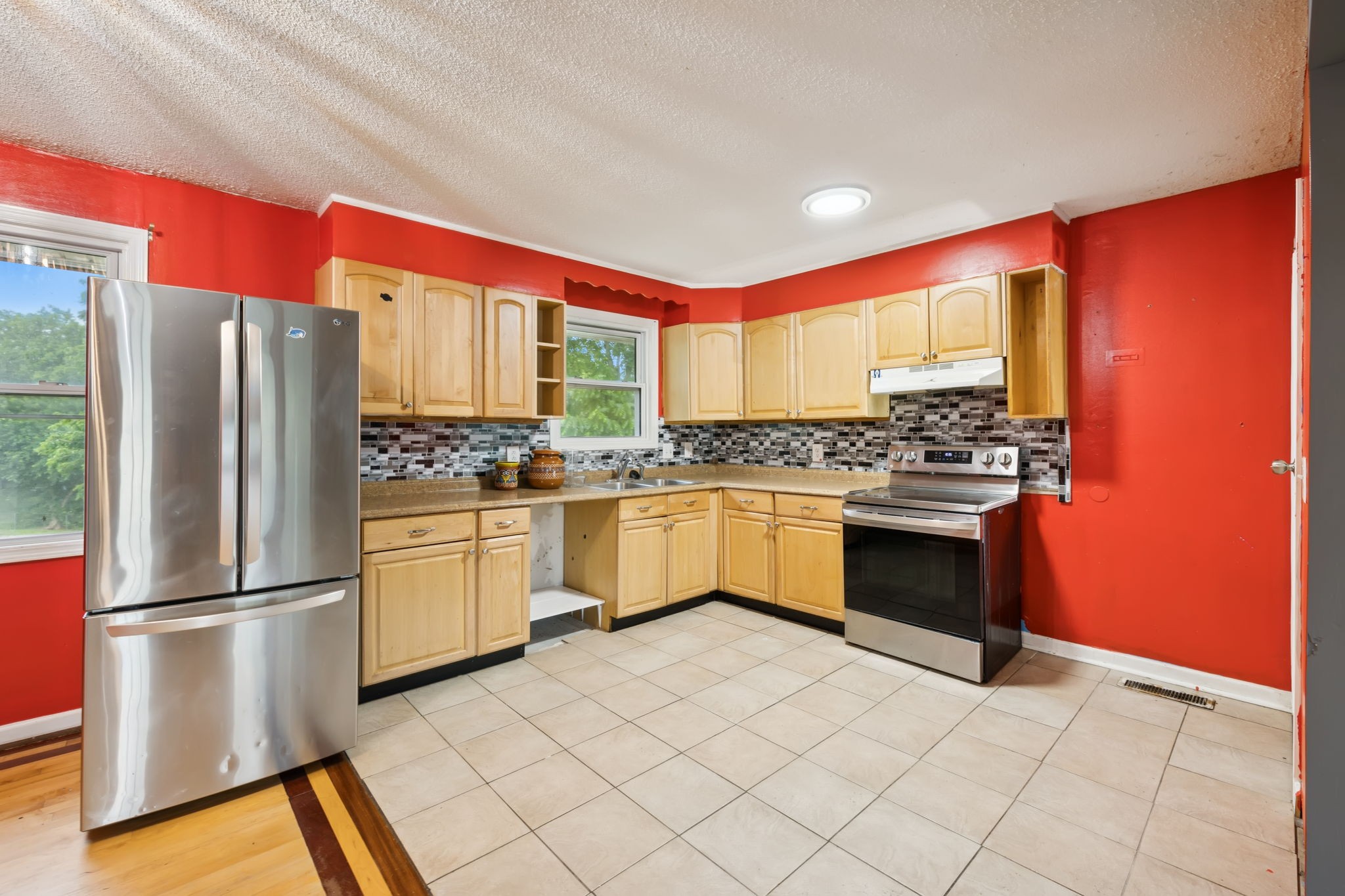 102 Evergreen Ct Property Photo 4