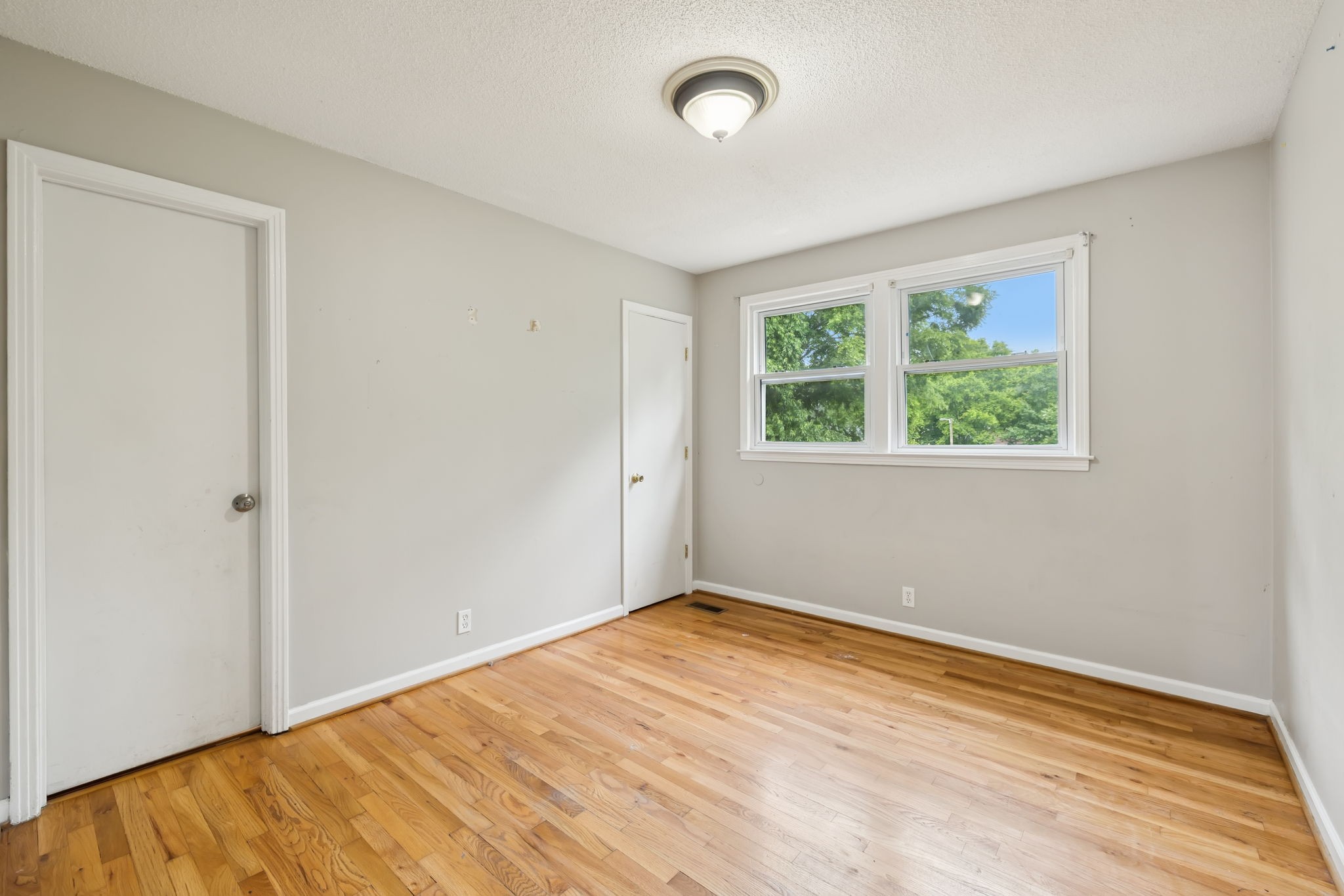 102 Evergreen Ct Property Photo 8