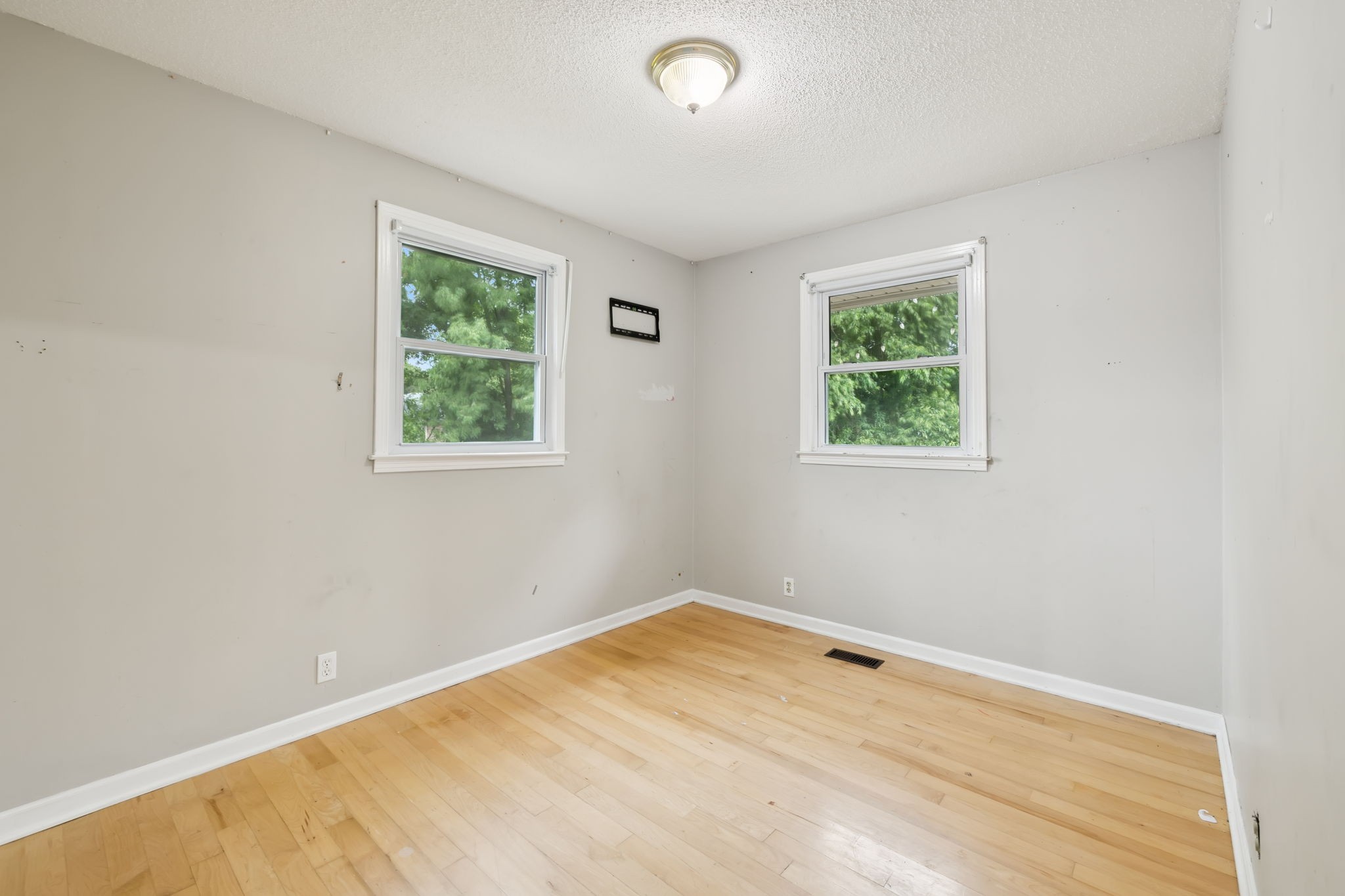 102 Evergreen Ct Property Photo 10