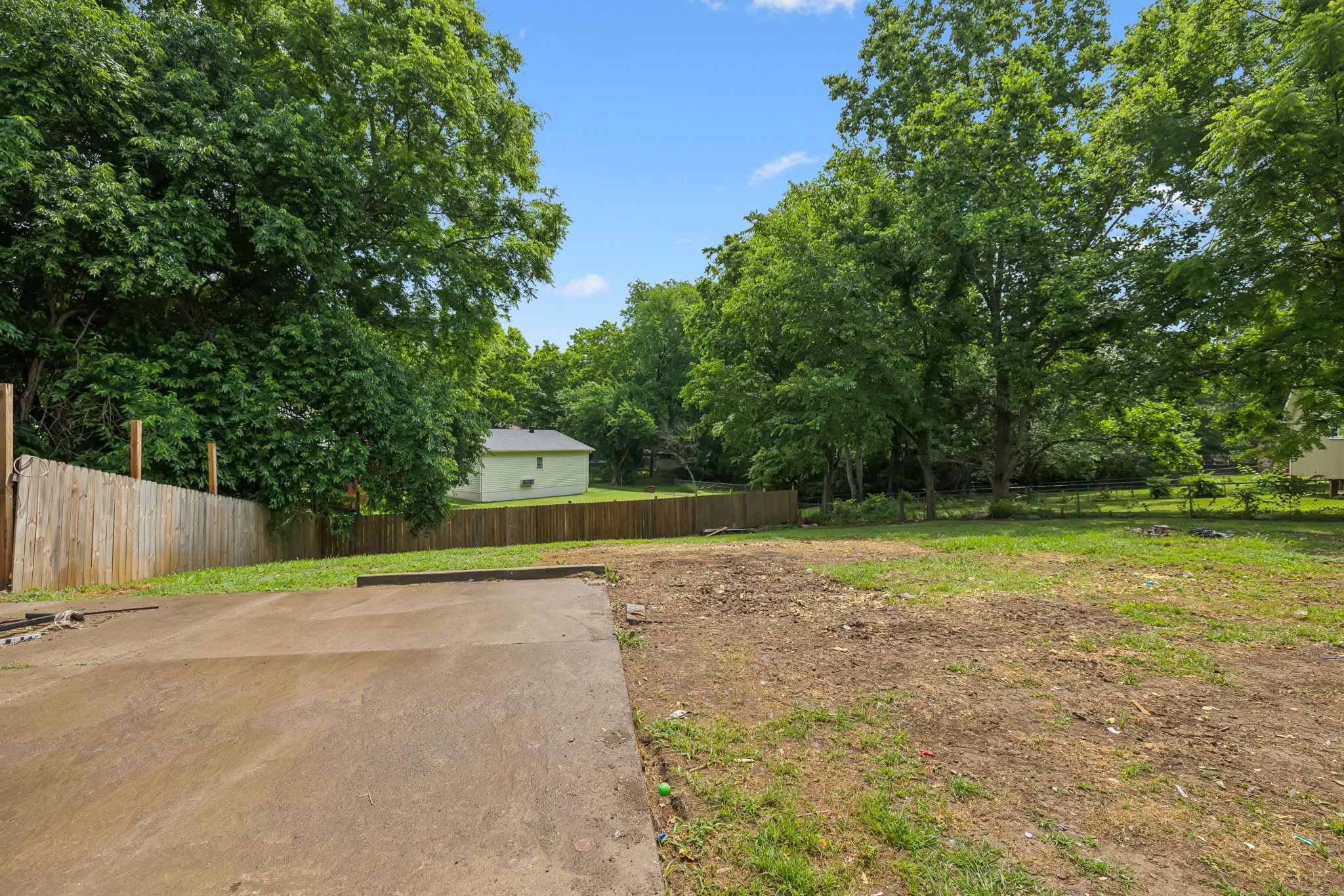 102 Evergreen Ct Property Photo 23