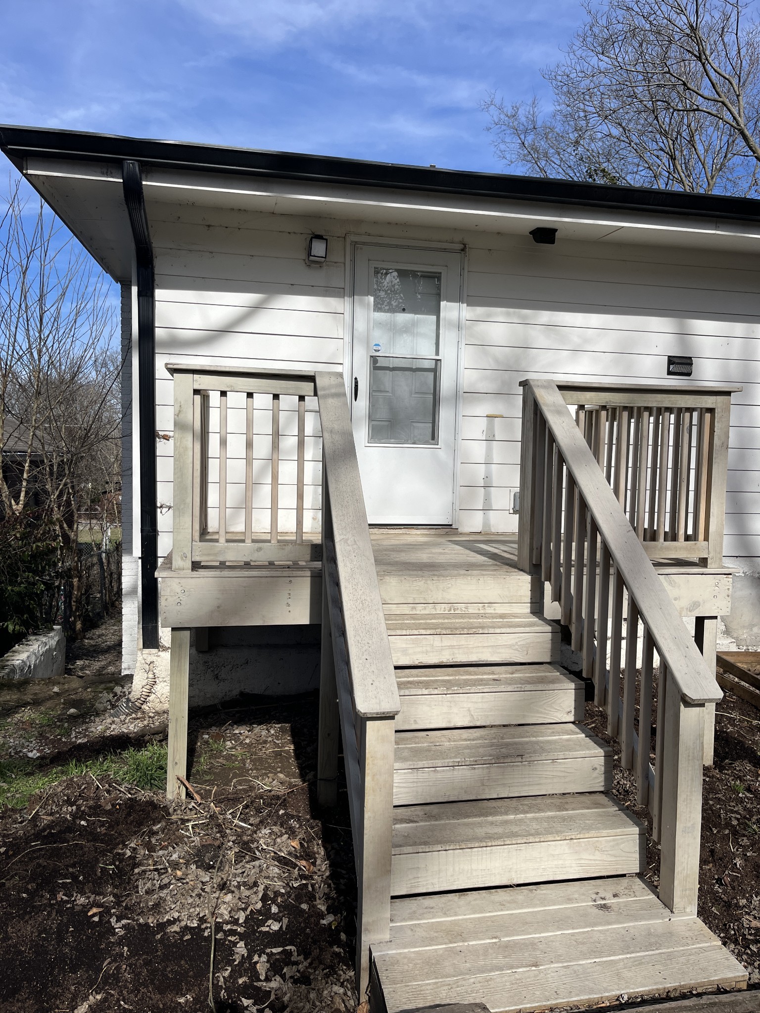 2219 Albion St Property Photo 13