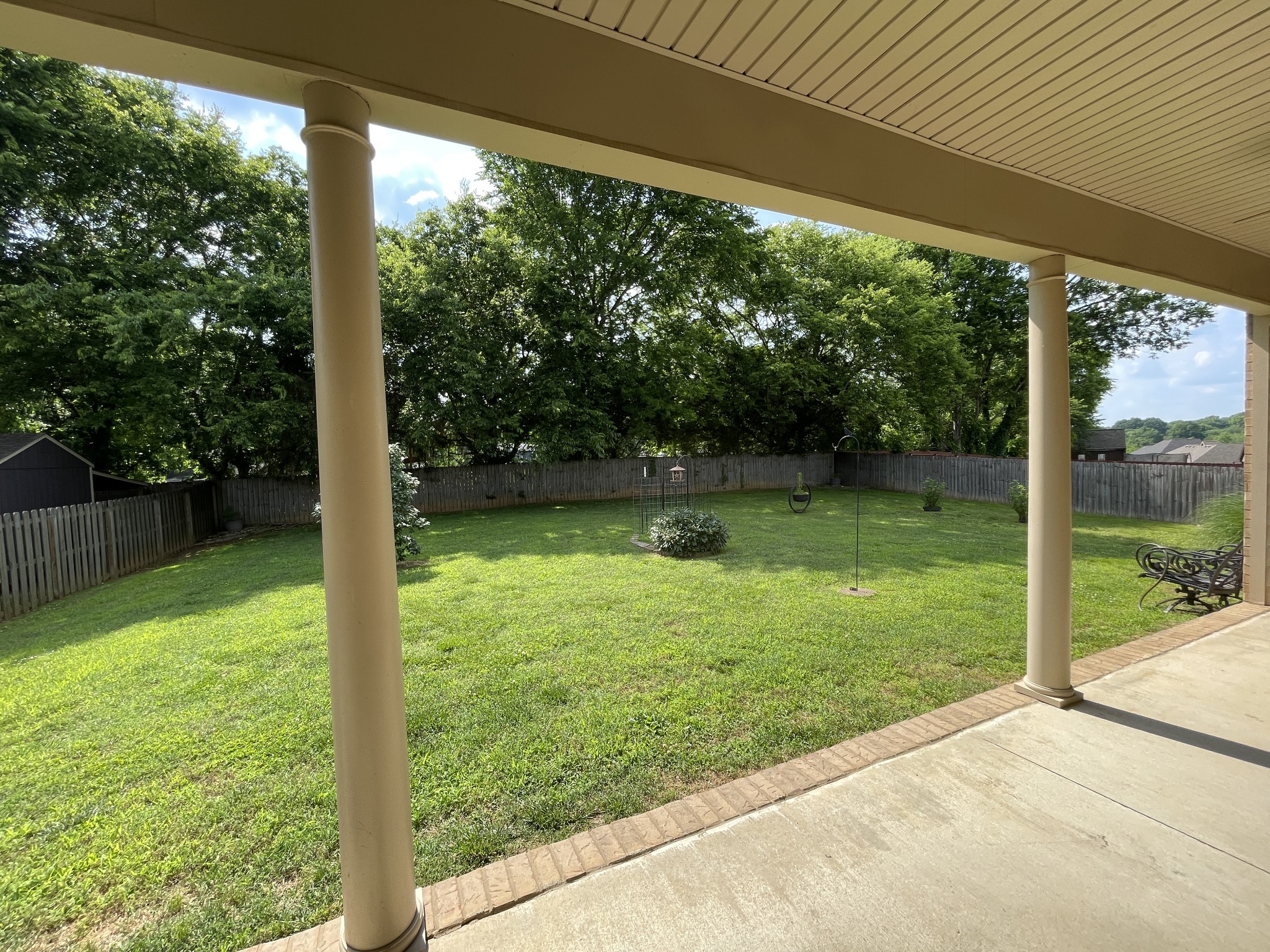 3243 Mecklenburg Dr Property Photo 18