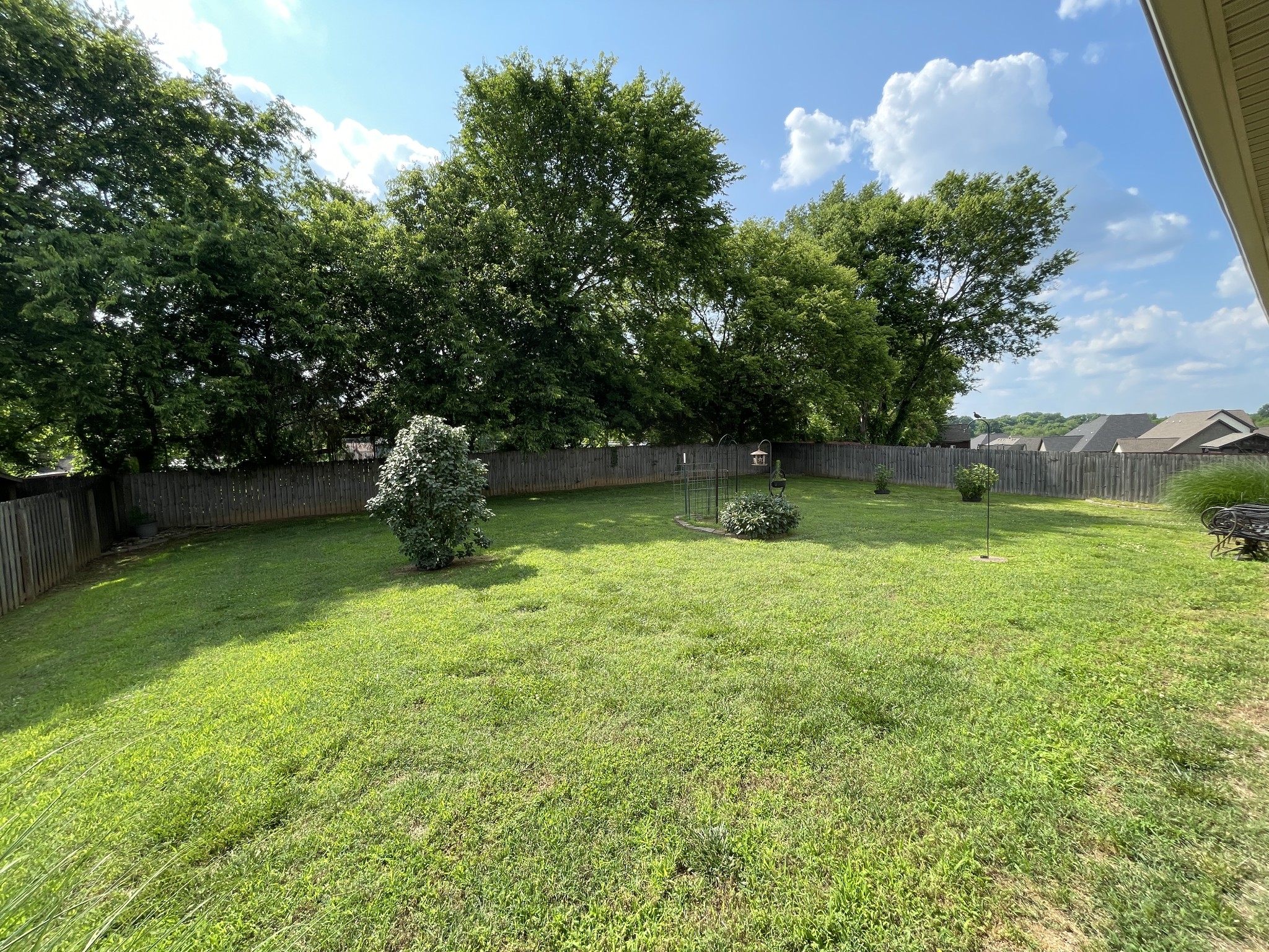 3243 Mecklenburg Dr Property Photo 19